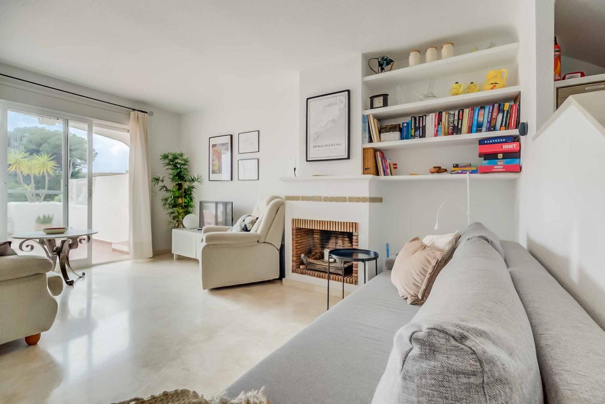 Apartment 128 - Beautiful Townhouse With Pool,