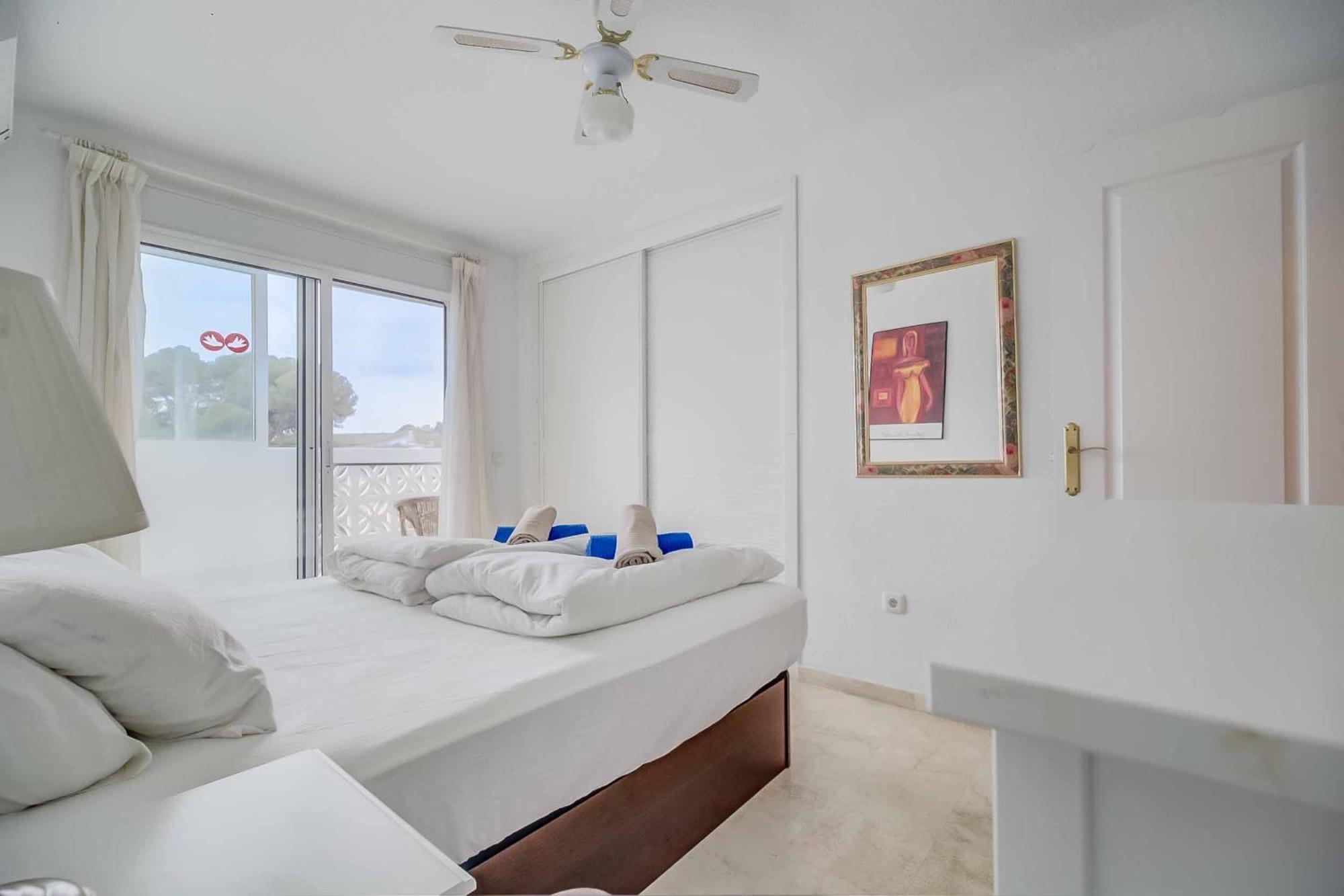 Apartment 128 - Beautiful Townhouse With Pool,