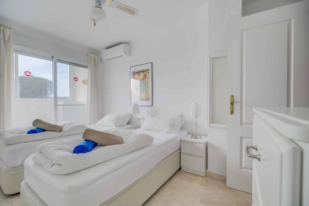 128 - Beautiful Townhouse With Pool, Apartment Benalmadena