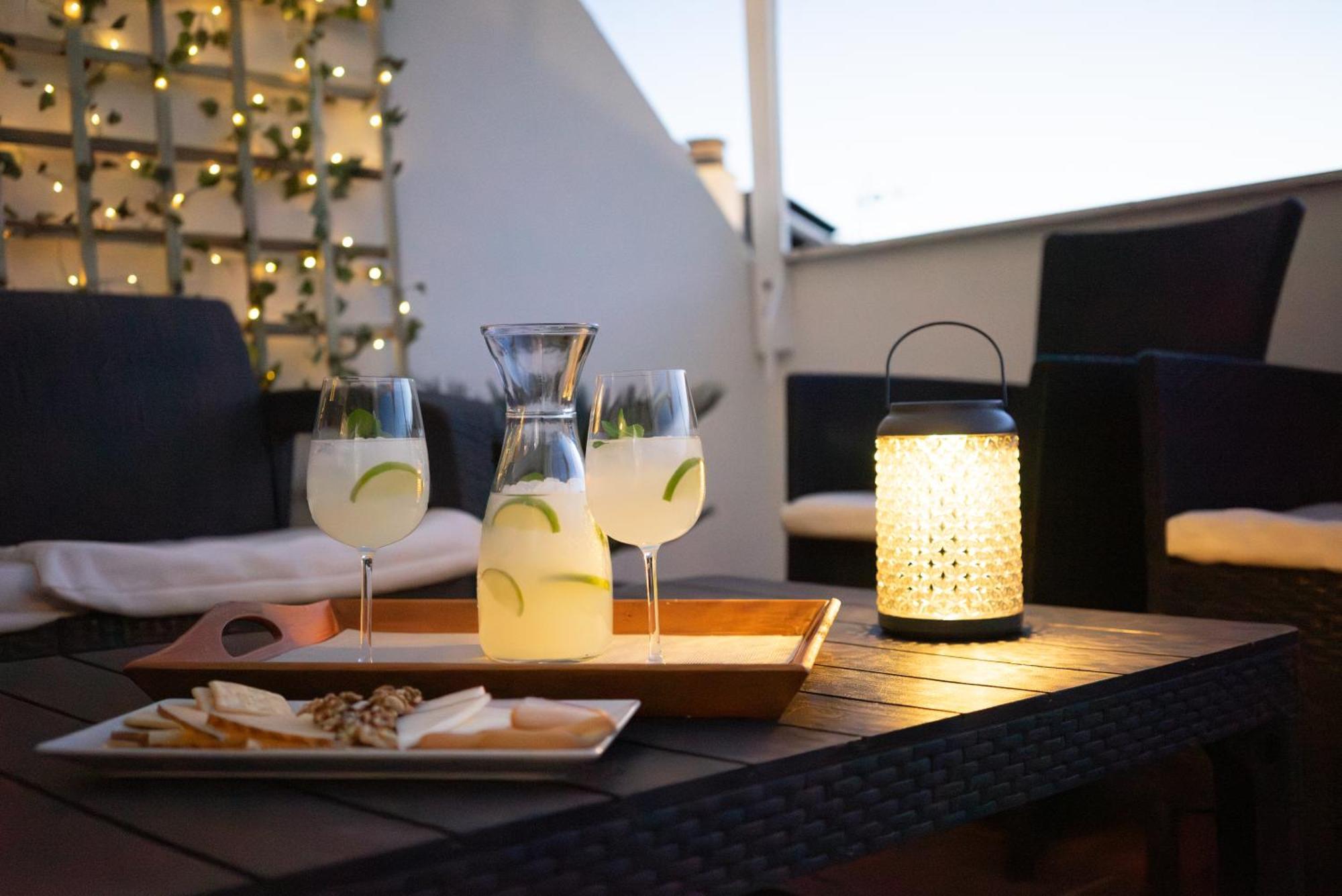 Apartment Aqua - 2 Bedrooms, Terrace & Pool - *