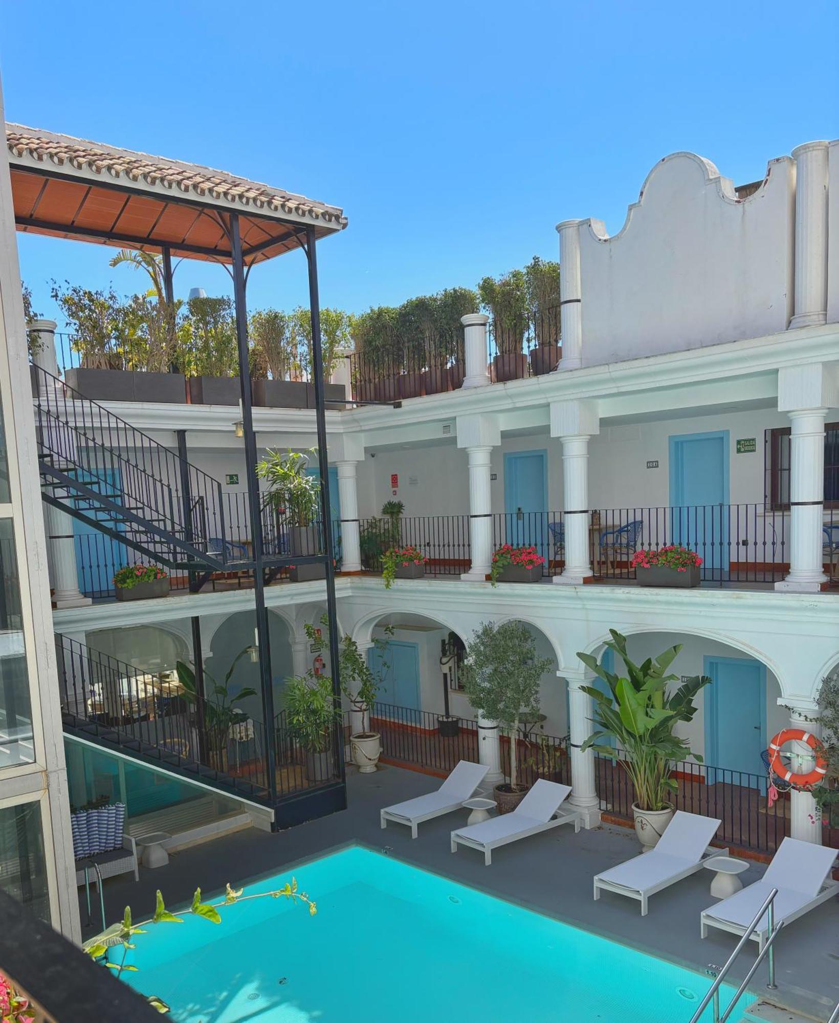 Hotel La Fonda 4*