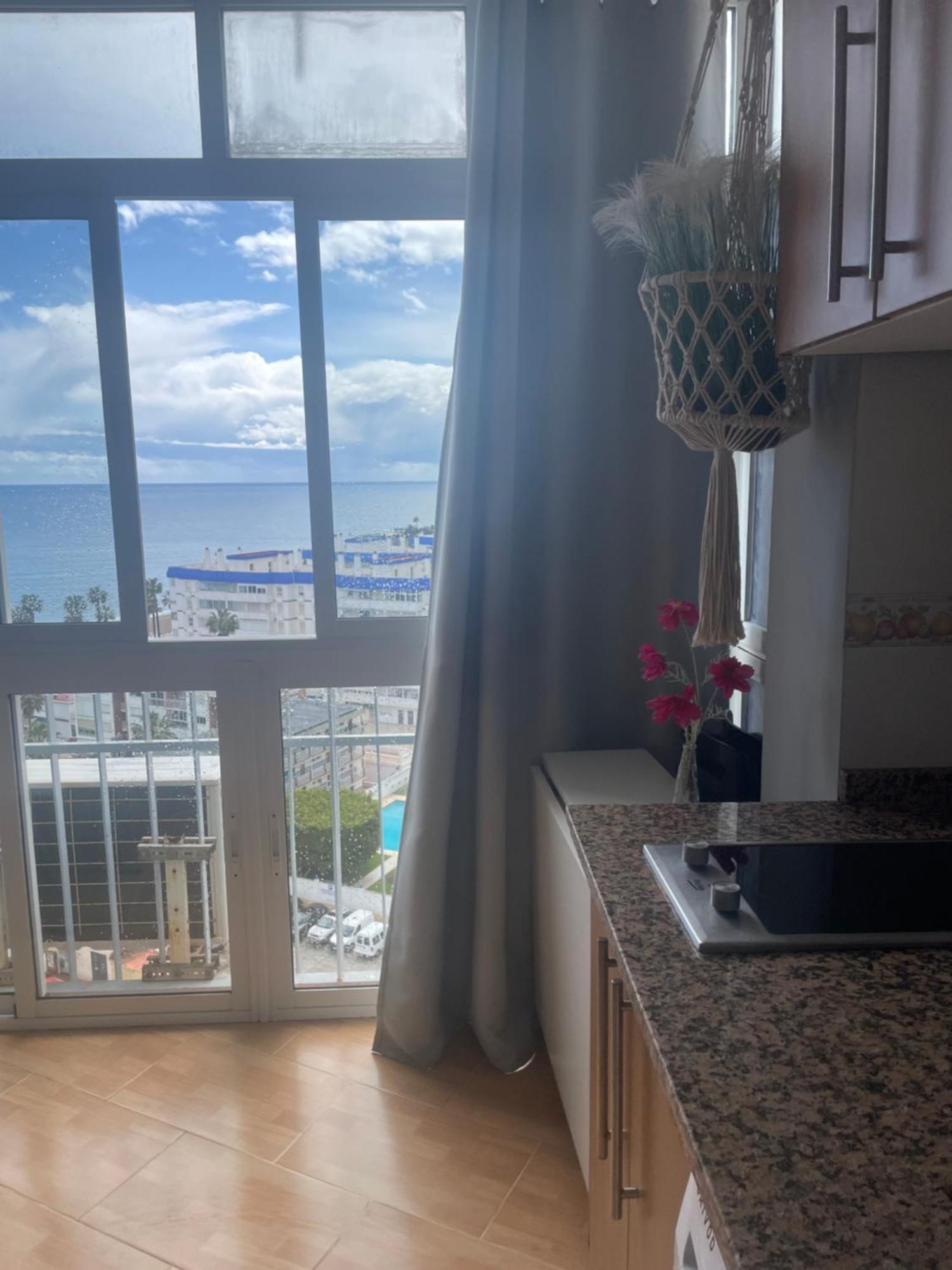 ,apartamento-estudio Primera Línea De Playa Bed and breakfast