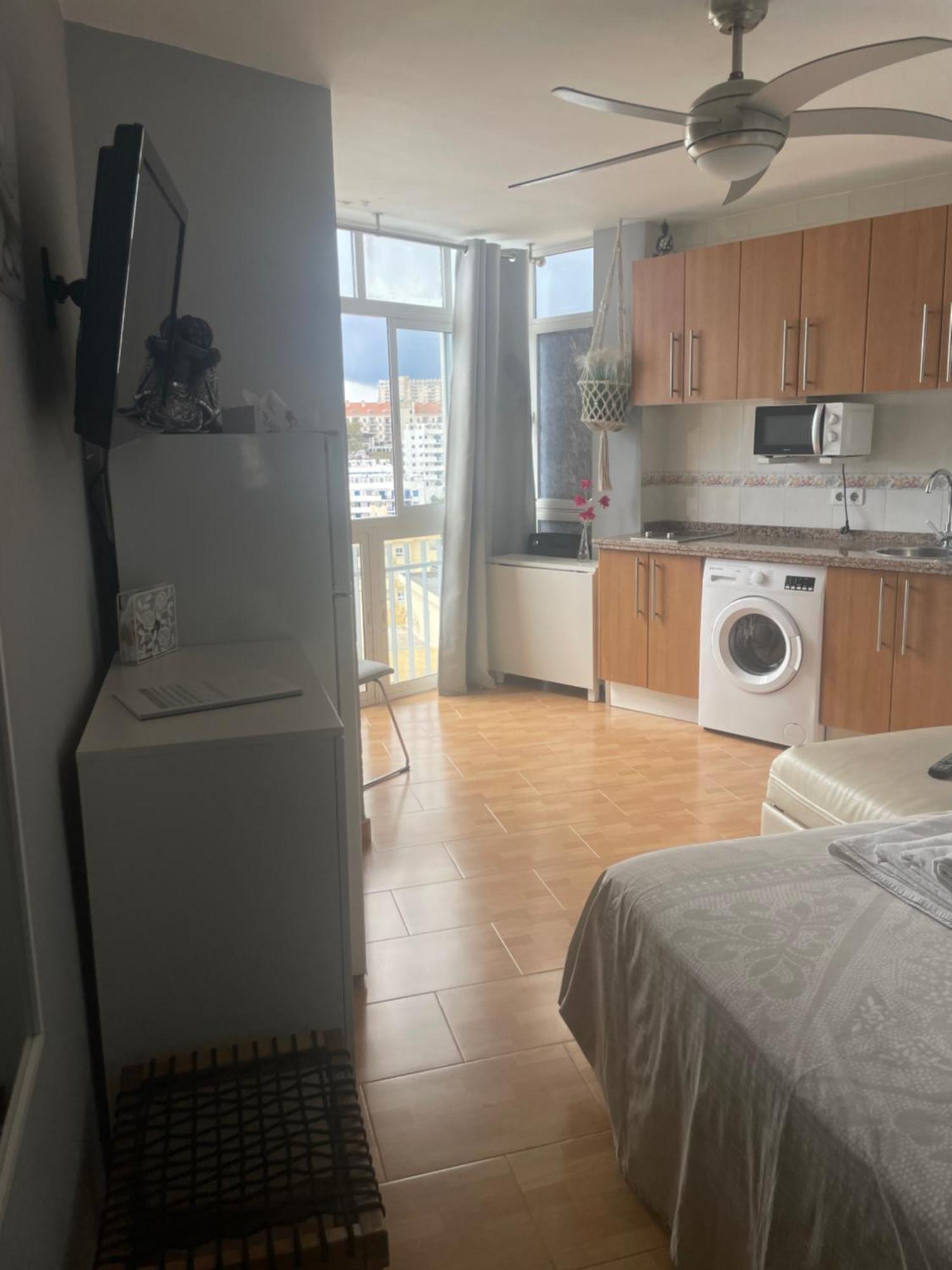 ,apartamento-estudio Primera Línea De Playa Bed and breakfast *