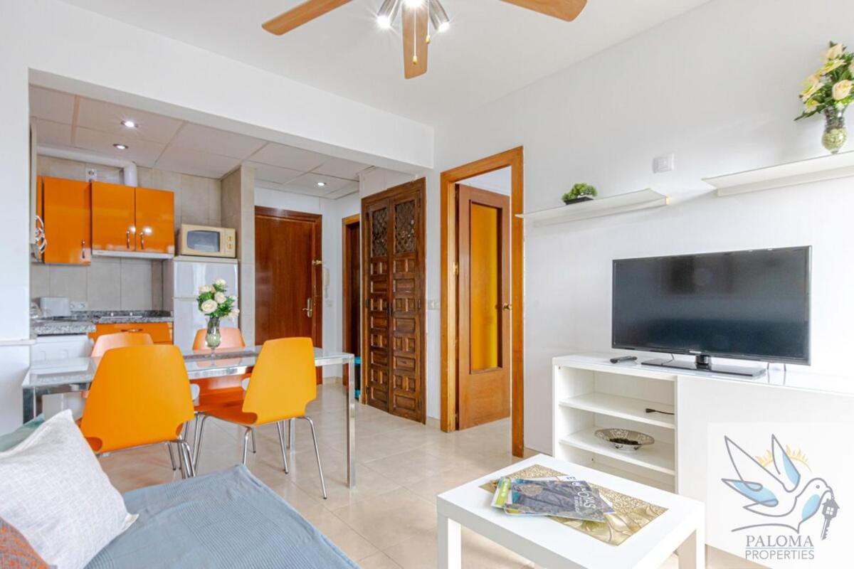 1st Line With Wonderful Sea Views Benalmádena