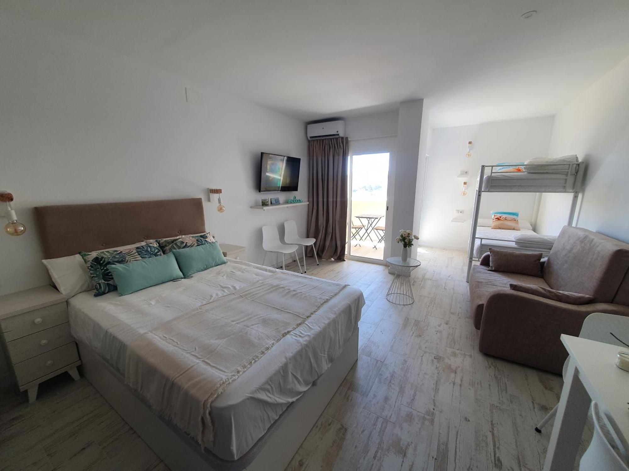 Benalbeach Playa Apartment