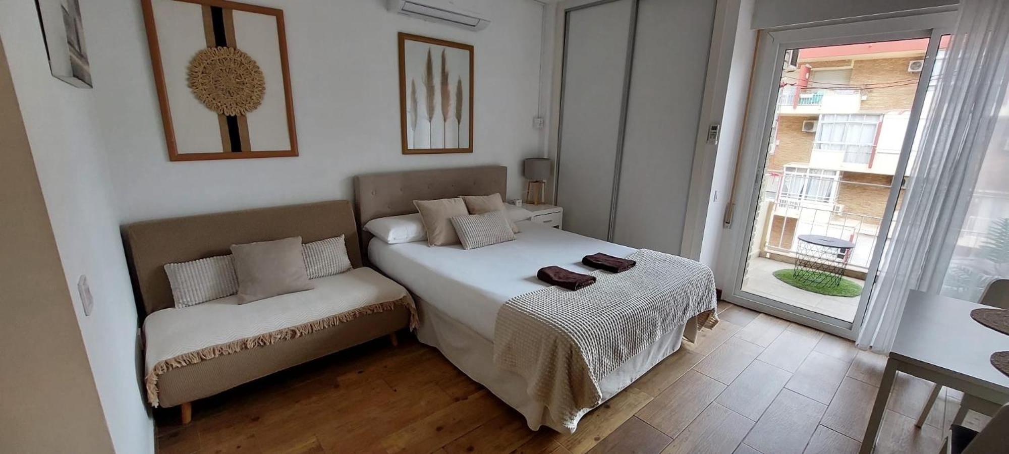Style & Comfort In - Pool Available Seasonally