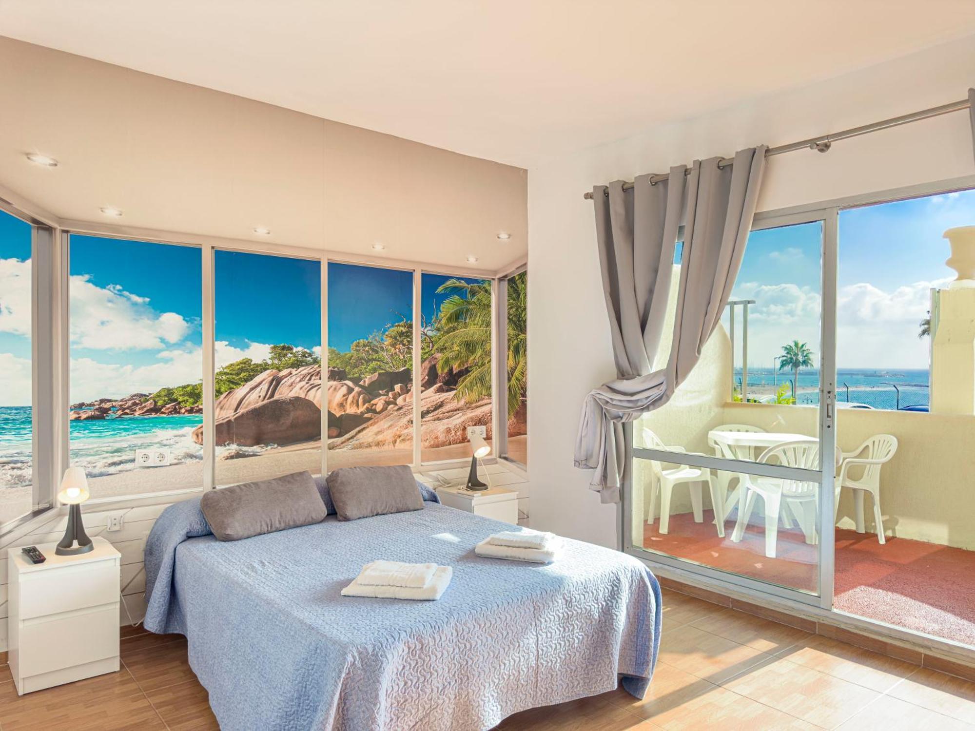 Apartamento Vistas Al Mar Y Piscina