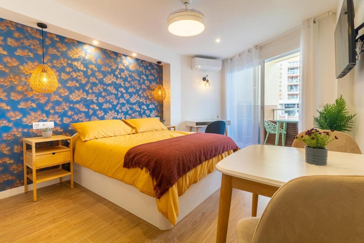 Apartment 1st Line Beachfront With Direct Access To