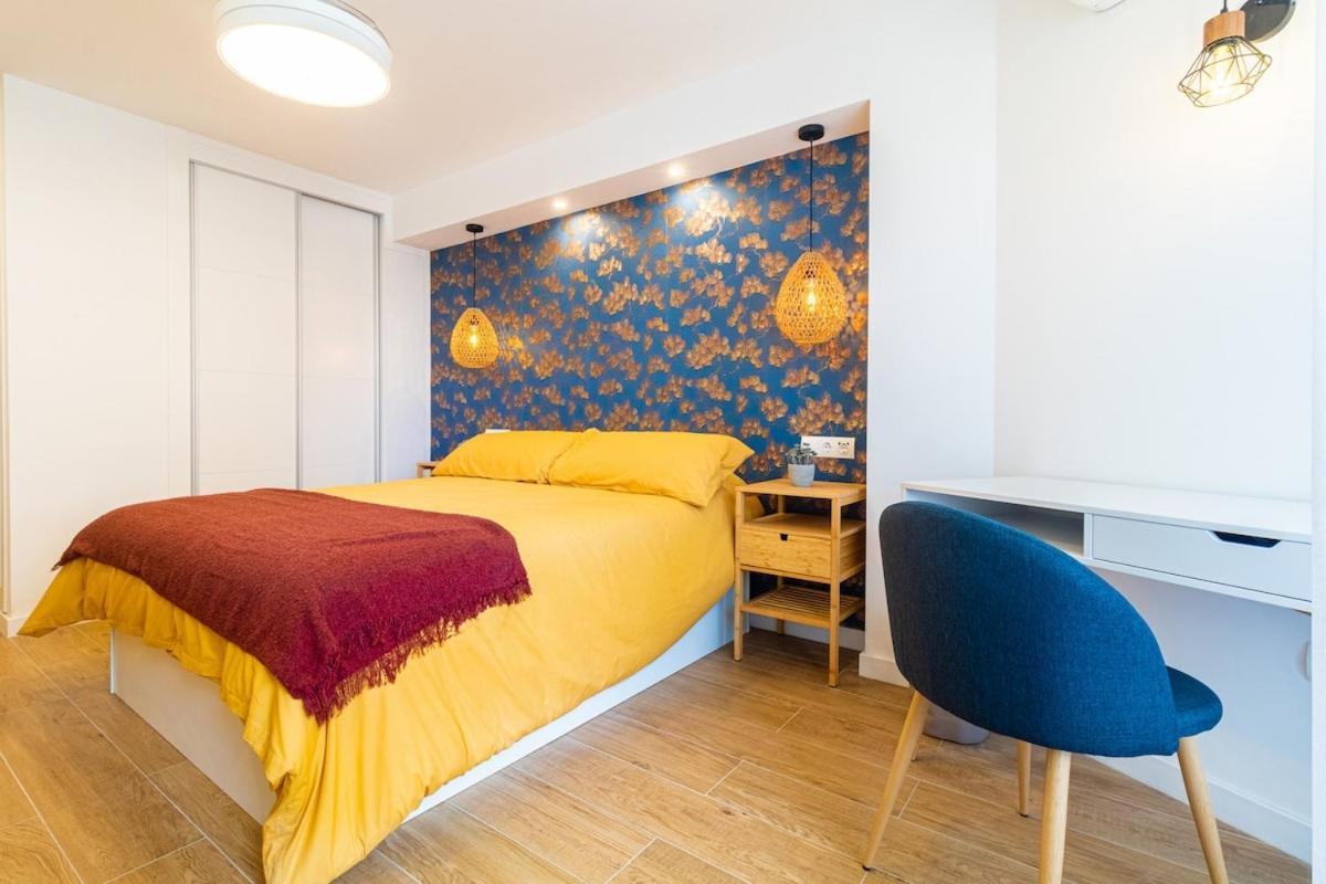 1st Line Beachfront With Direct Access To Benalmadena