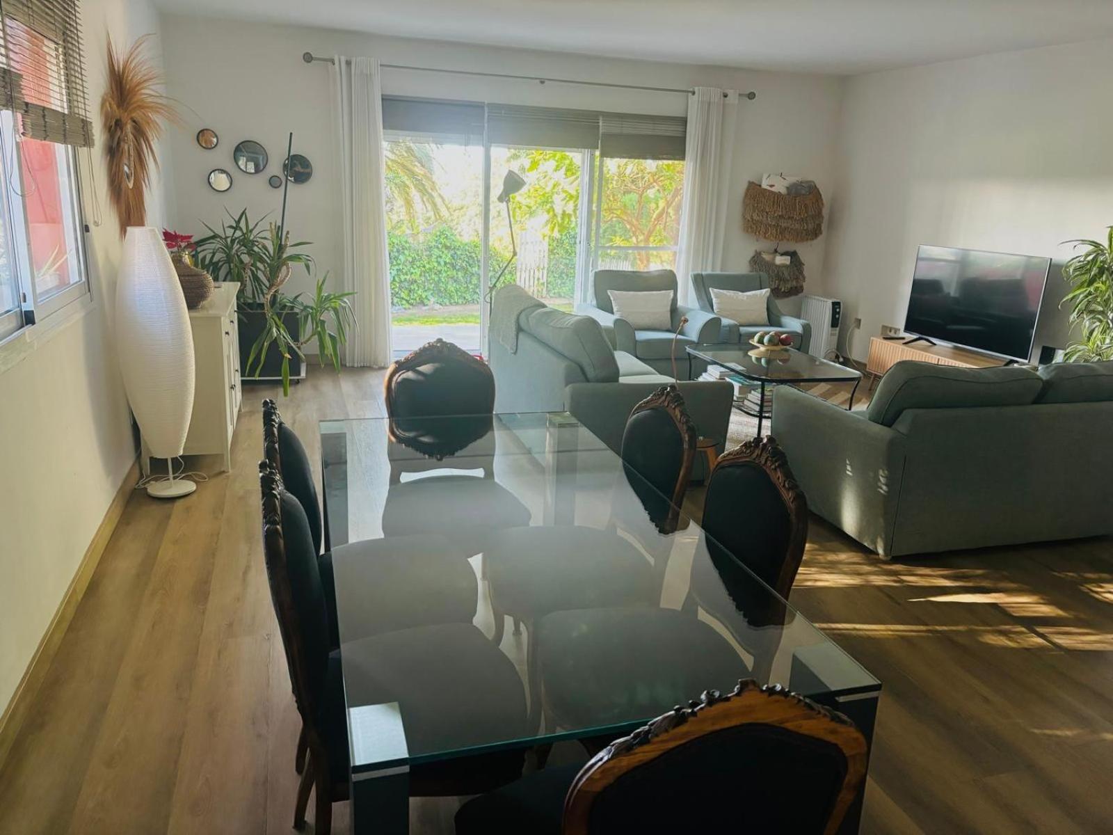 Casa De 3 Plantas, Con Jardin Y Vistas Al Golf Holiday home