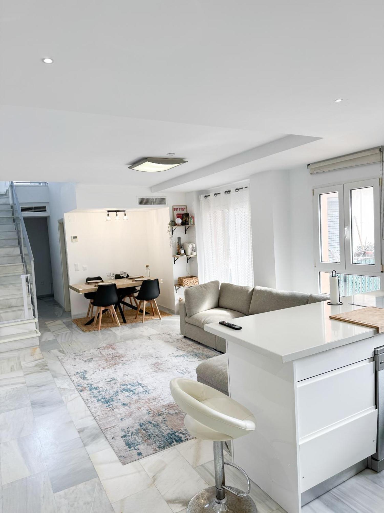 Duplex Penthouse With Seaview.