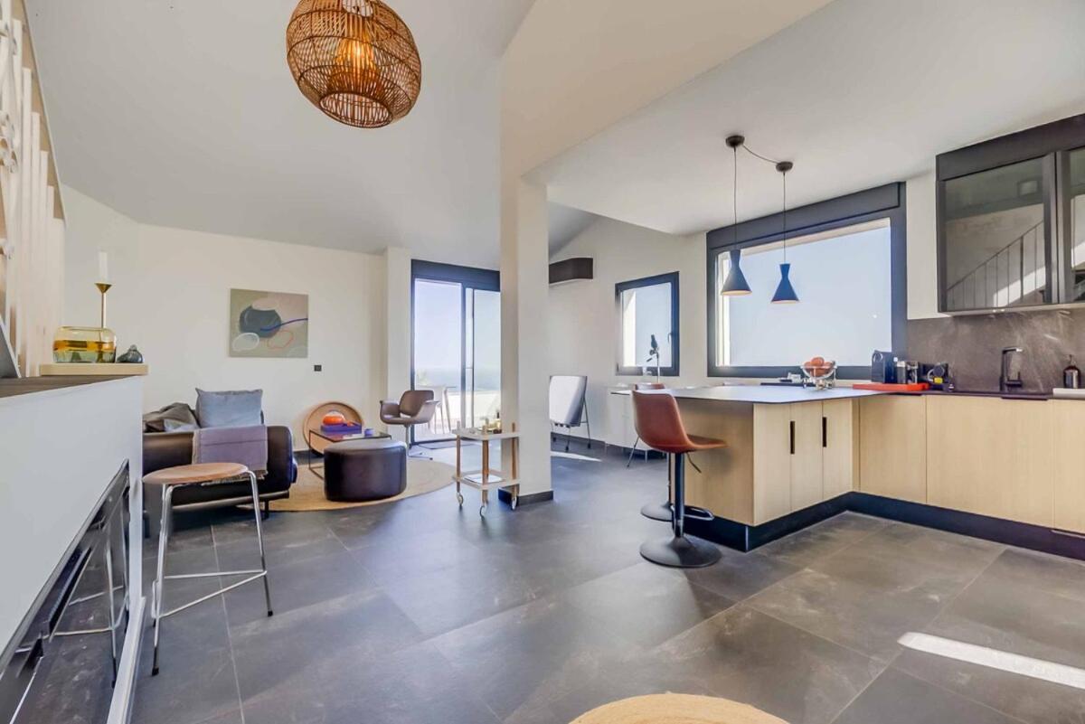 Apartment 129 - Stunning Townhouse With Private Pool & Views, *