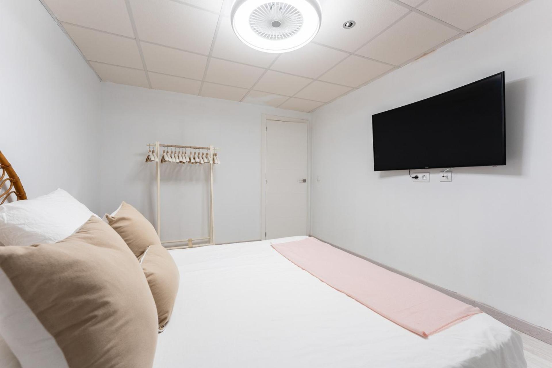 Malagasuite Plumaria House Holiday home Benalmadena