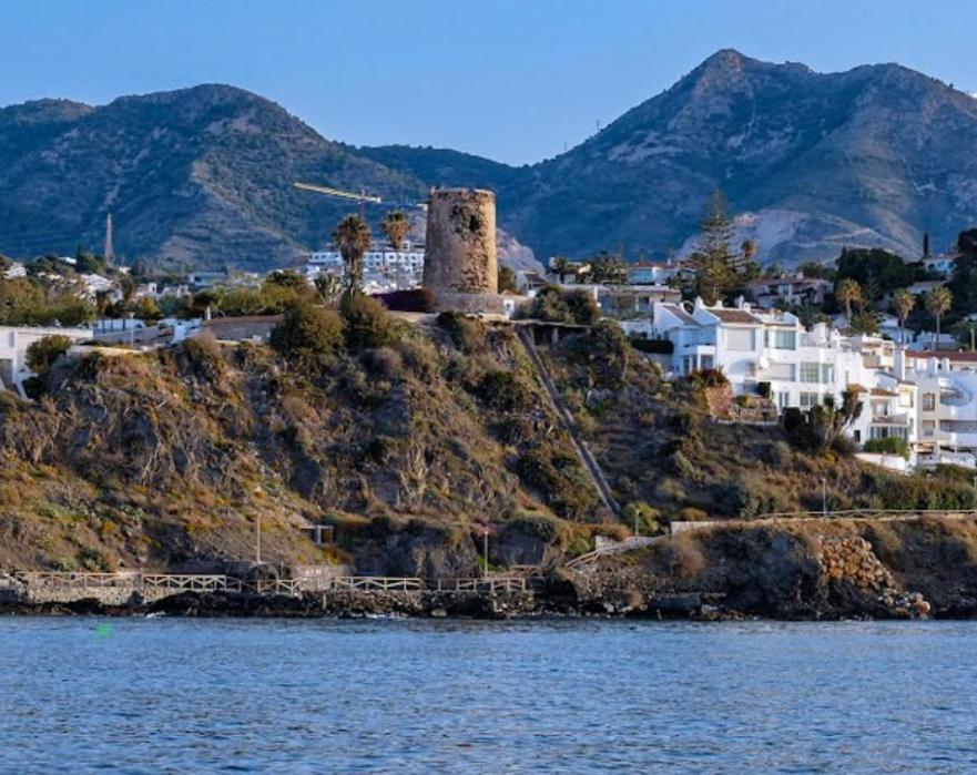 Costa Del Sol Marina Apartment