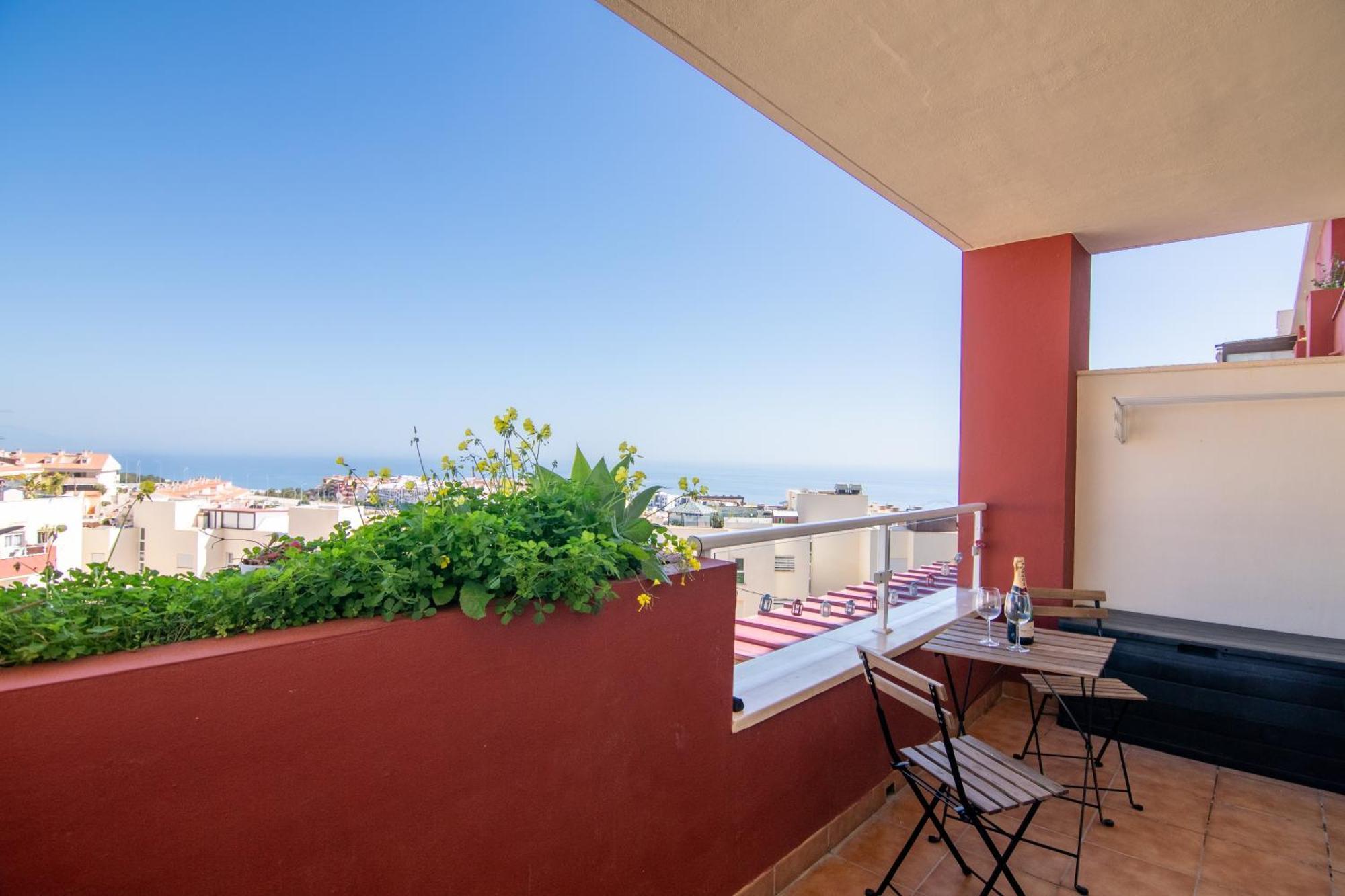 Cozy With Sea Views In * Benalmadena