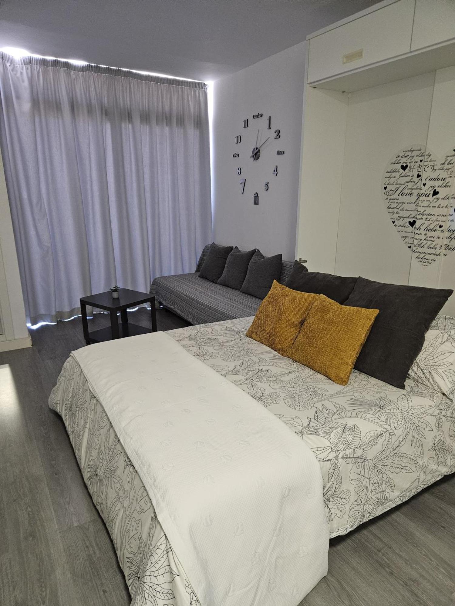 Fantastico Estudio Amplia Terraza Y Vistas Al Mar Apartamento