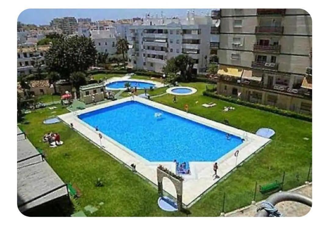 Evans Realty Bz Estudio & Piscina & Centro & Playa Apartment Benalmadena