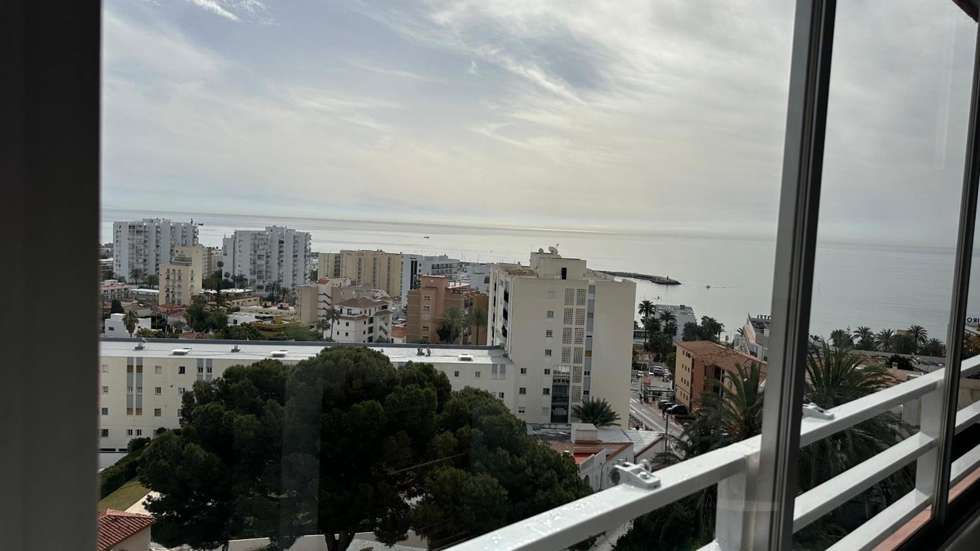 Azul Horizonte With A Pool *