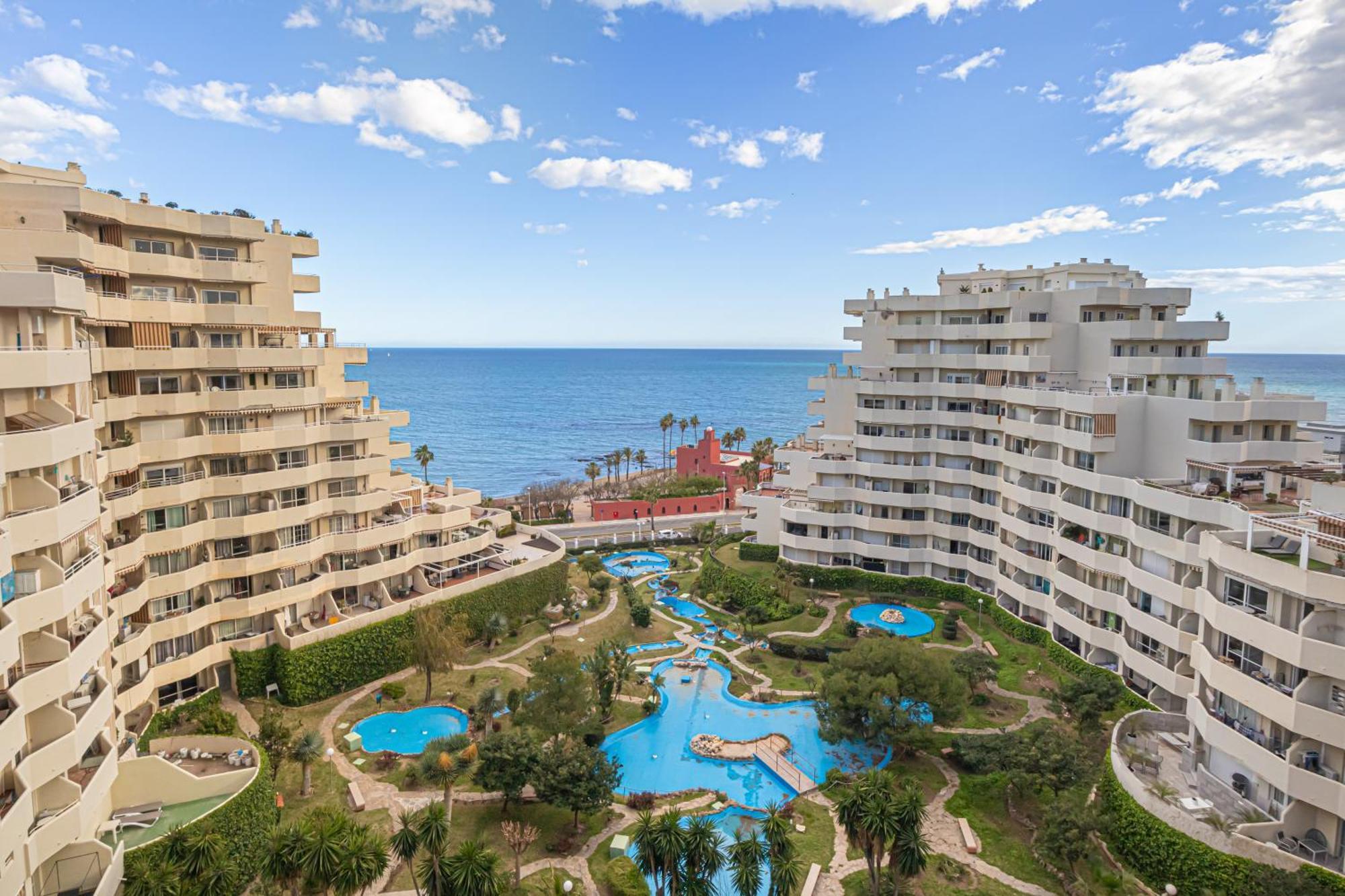 Benalbeach With Pools And Seaview - Happy * Benalmadena
