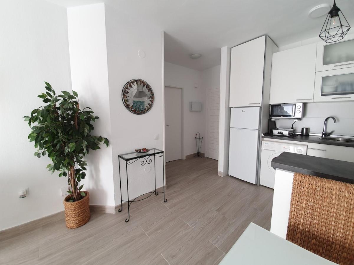 G&g Benalbeach West View Apartment