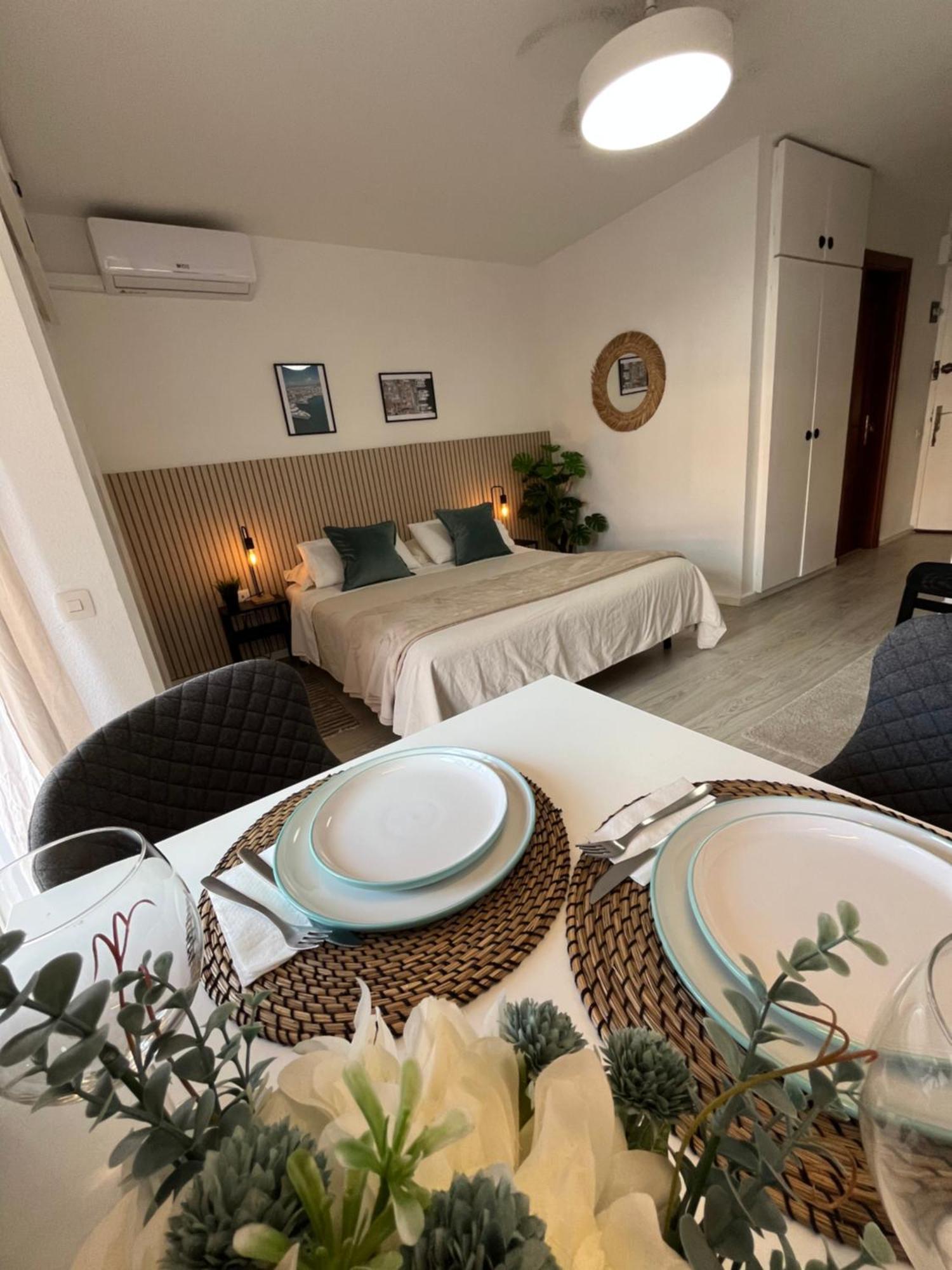 Coastal Feeling, Sea Views & Pools Apt Hercules Benalmádena