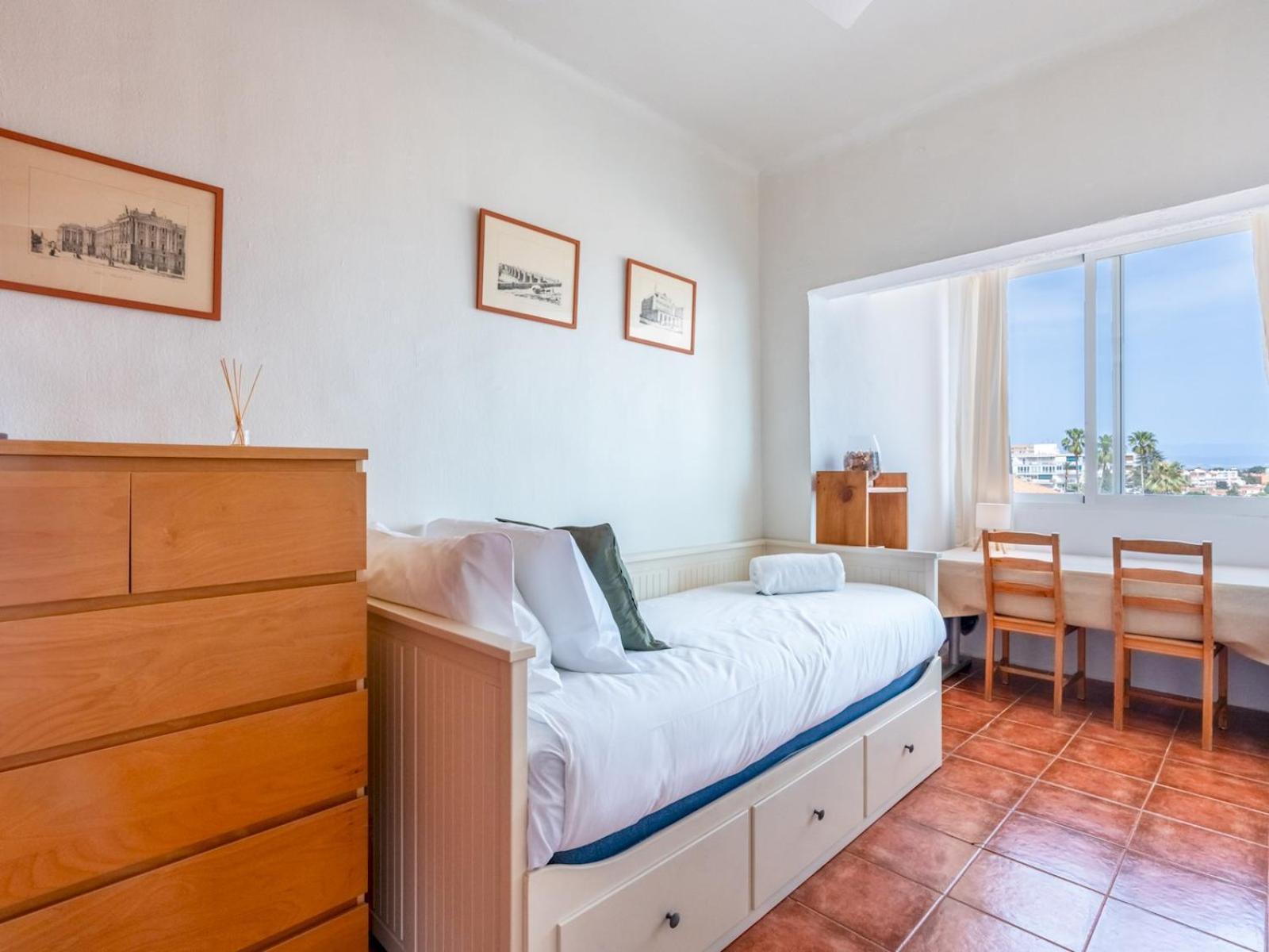 Entire Well Located 3 Bed Seaview Pass The Keys Appartement Benalmádena