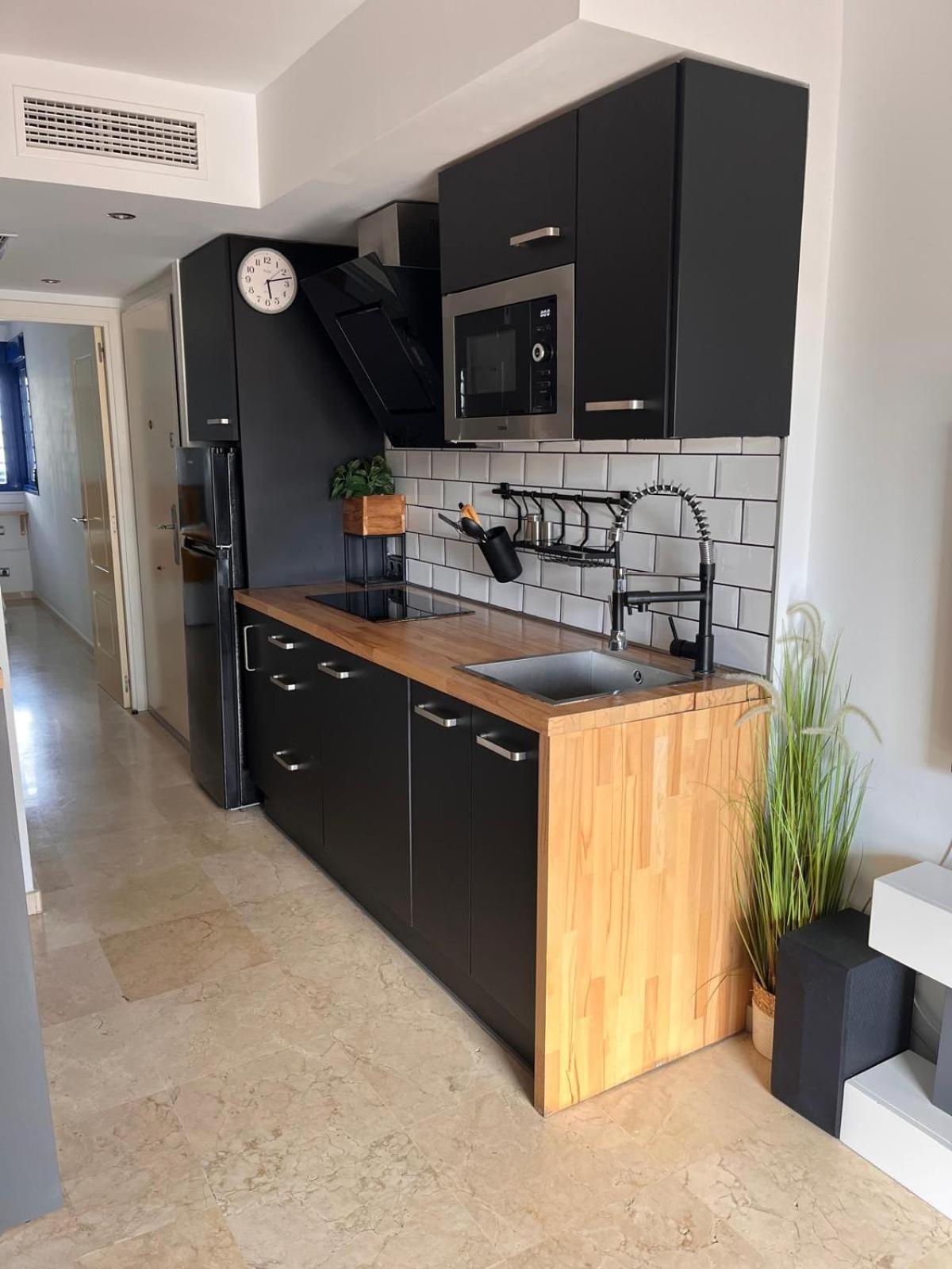 Aroma Del Mediterraneo Apartment *