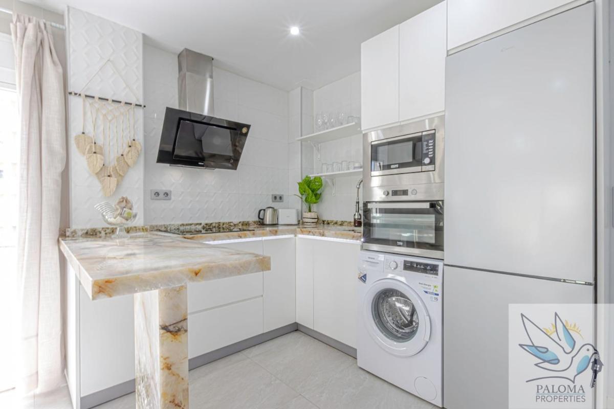 Benalbeach Beautiful 2 Bdr With Sea Views *