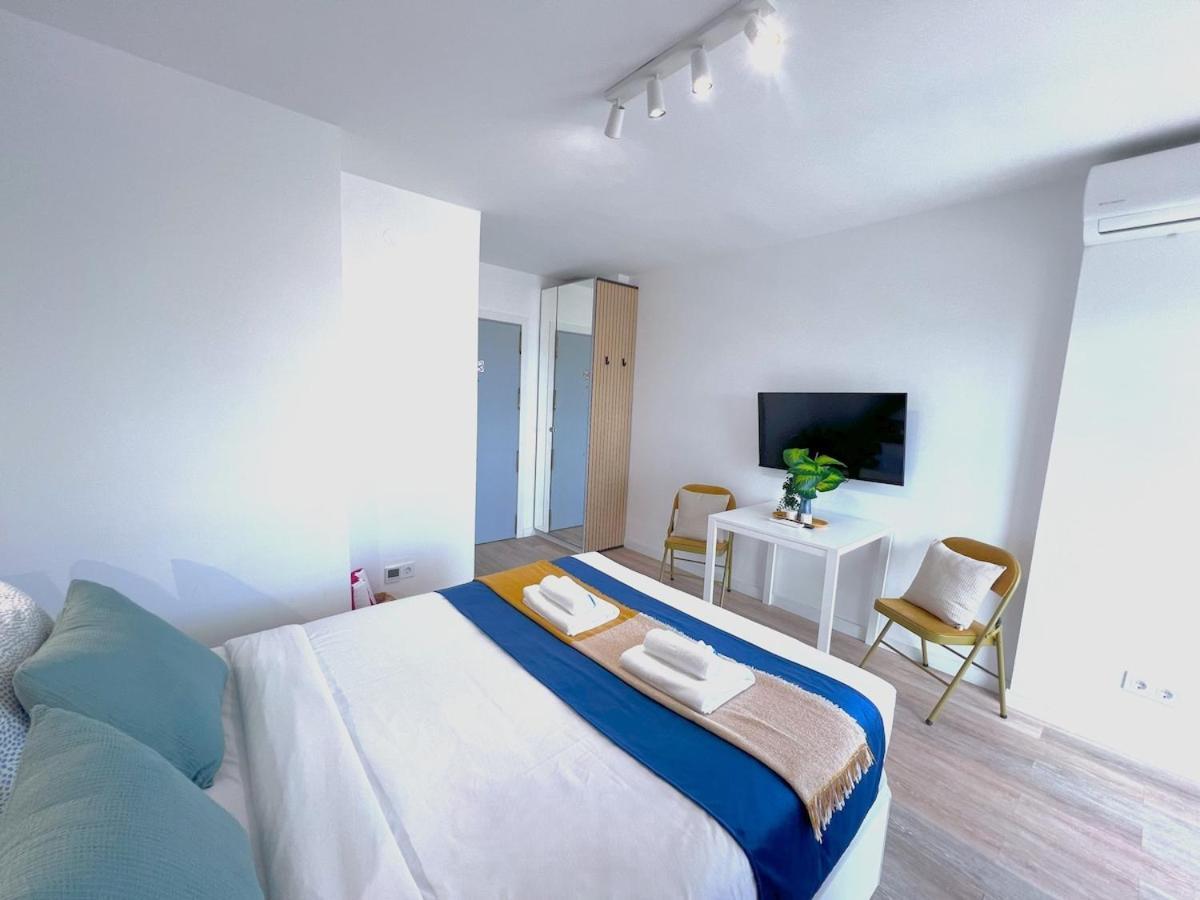 Evans Realty Bz Estudio & Piscina & Centro & Playa Apartment Benalmadena
