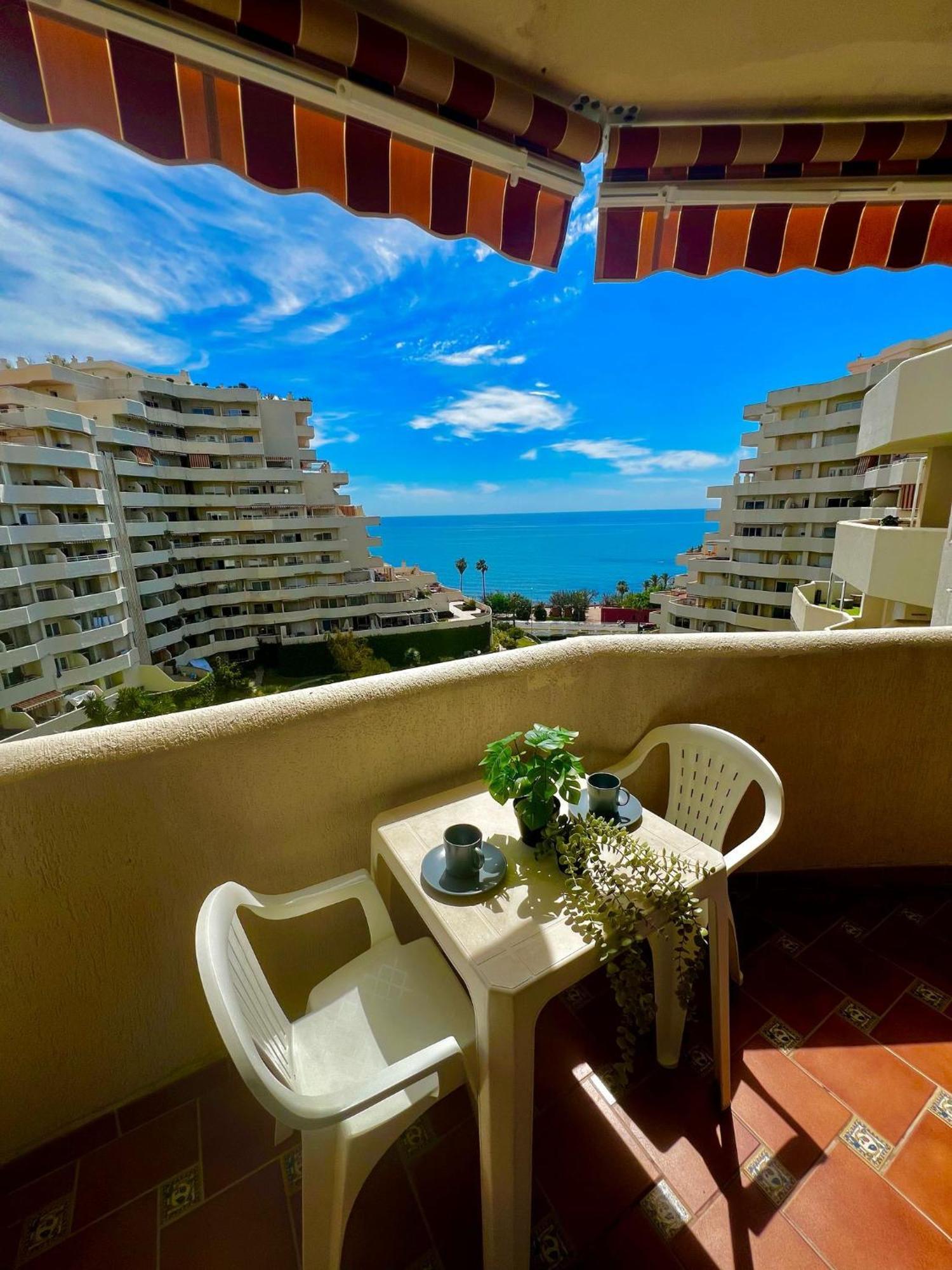 Appartement Wonderful New 1 In Benalbeach