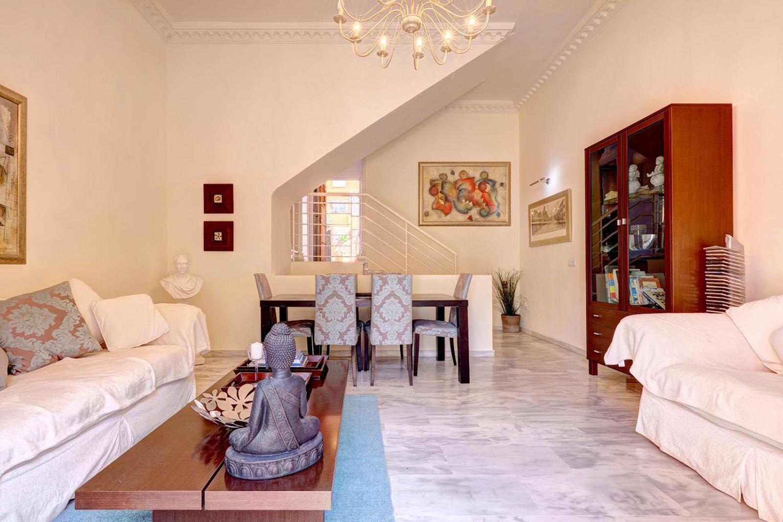Сasa de vacaciones Traditional Townhouse, 4 Bed With Terraces And Private Bbq