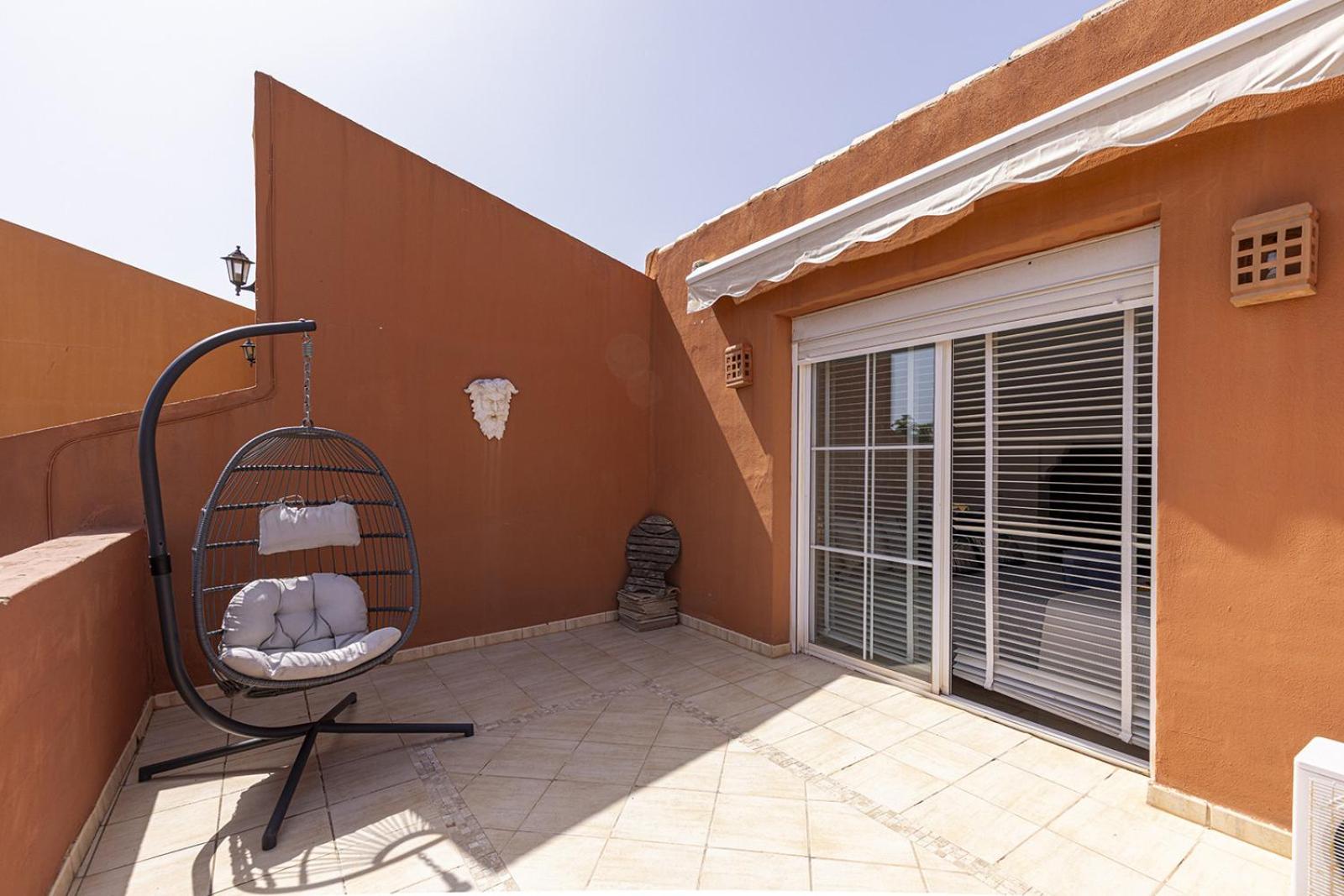 Сasa de vacaciones Traditional Townhouse, 4 Bed With Terraces And Private Bbq Benalmádena