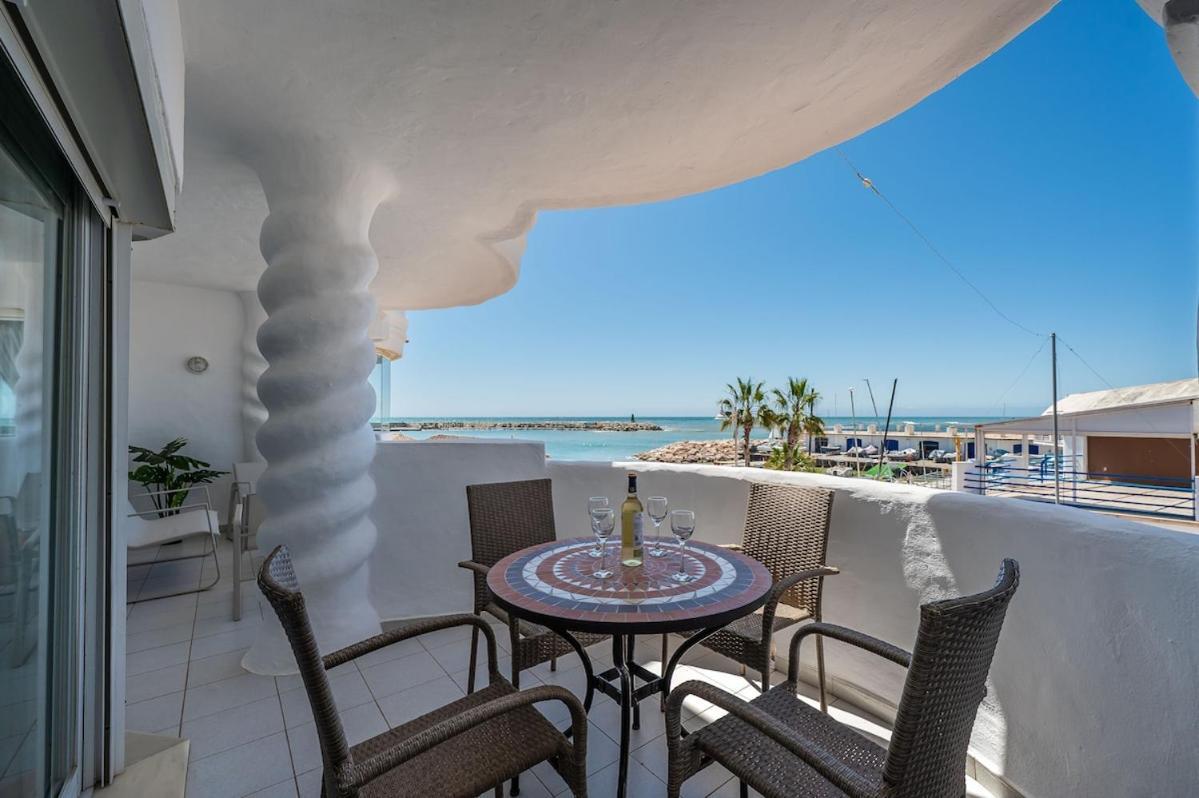 Puerto Marina Sea Views Apartment