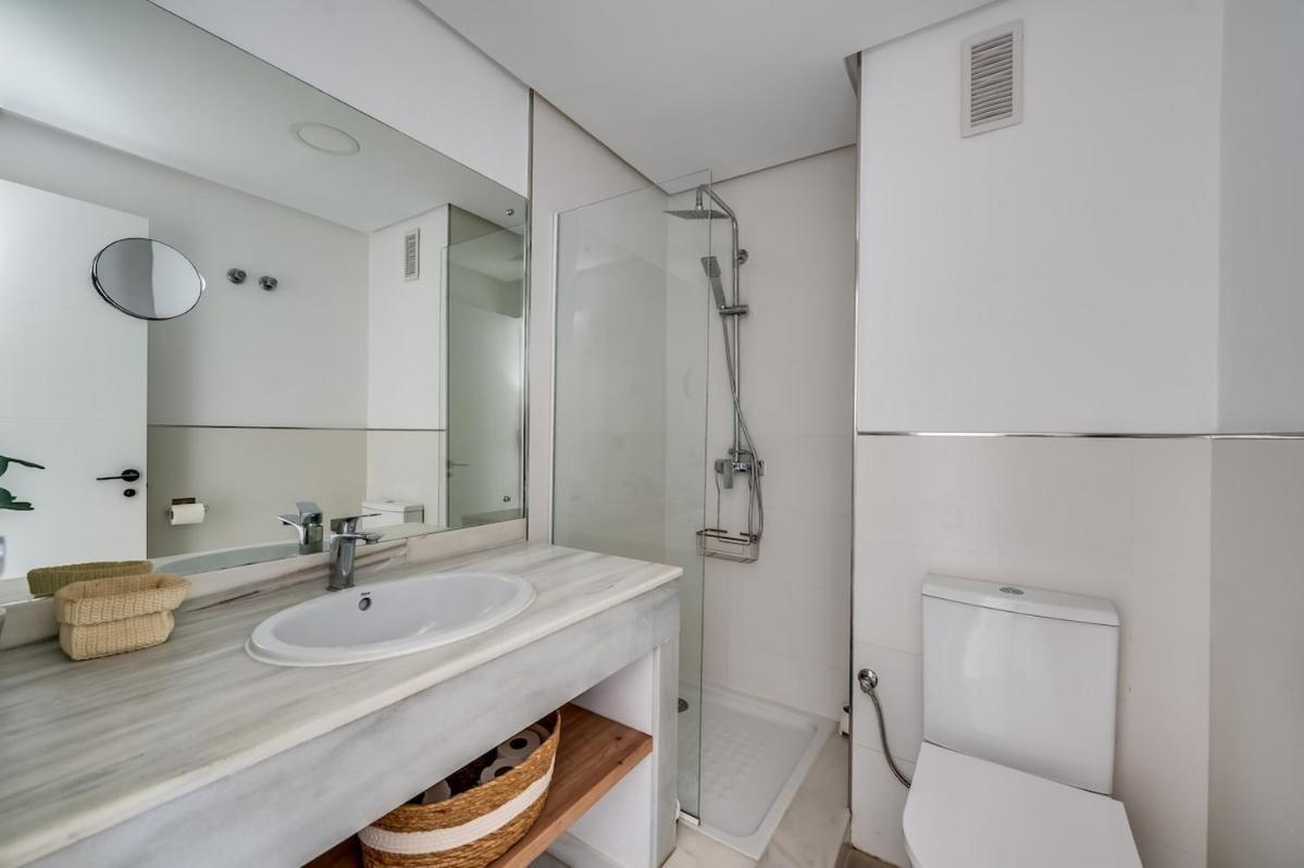 Apartment Puerto Marina Sea Views *