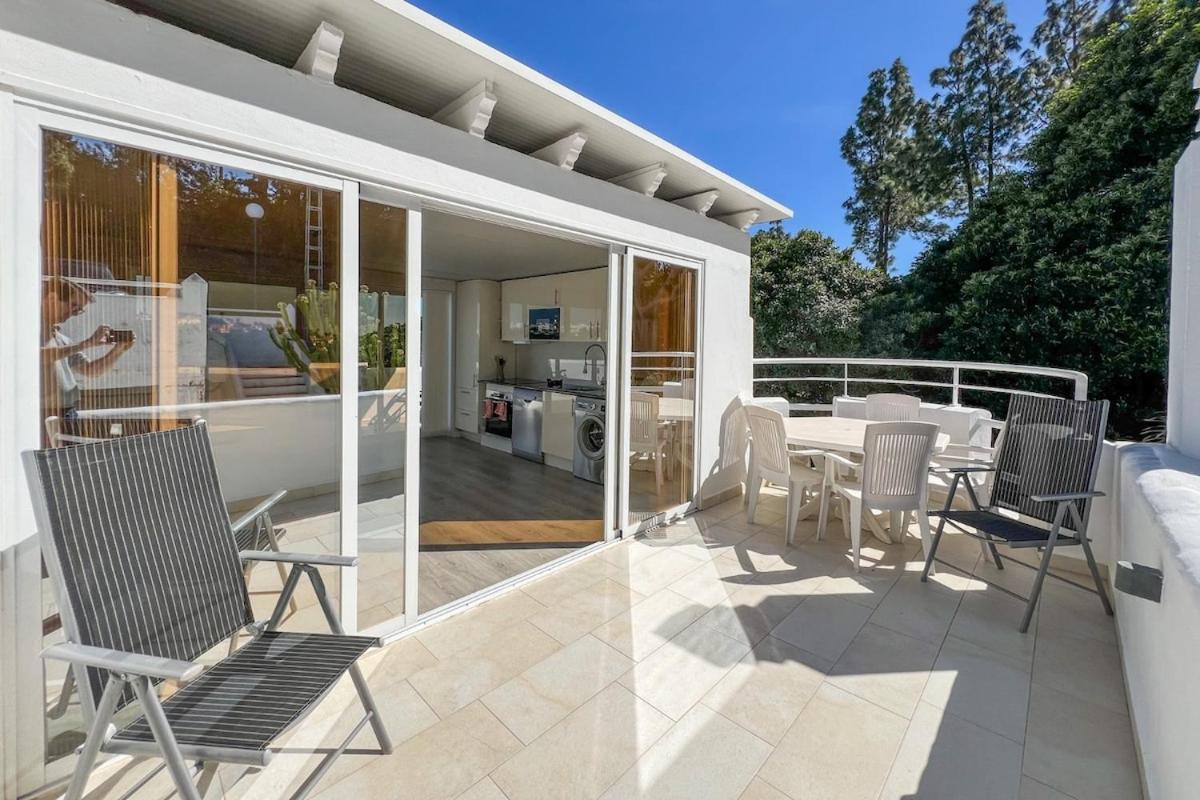Relaxing Family Retreat With Stunning Golf Views