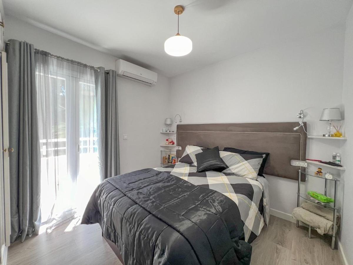 Relaxing Family Retreat With Stunning Golf Views Villa Benalmadena