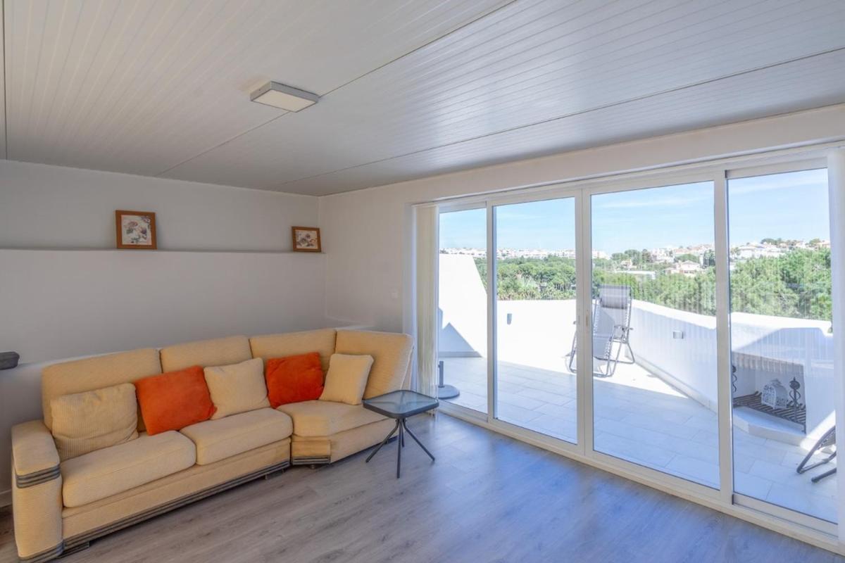 Relaxing Family Retreat With Stunning Golf Views *