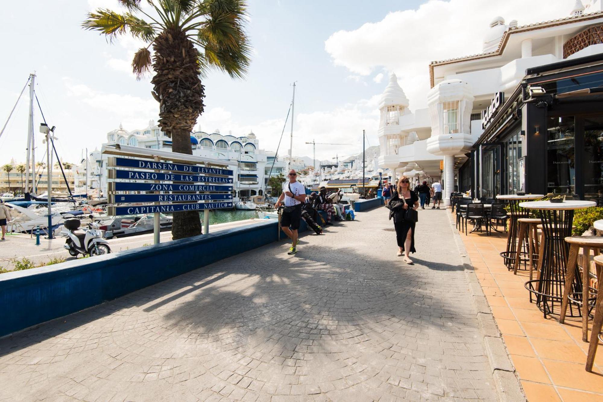 Seaside Villages In Puerto Marina-1St Line Beach