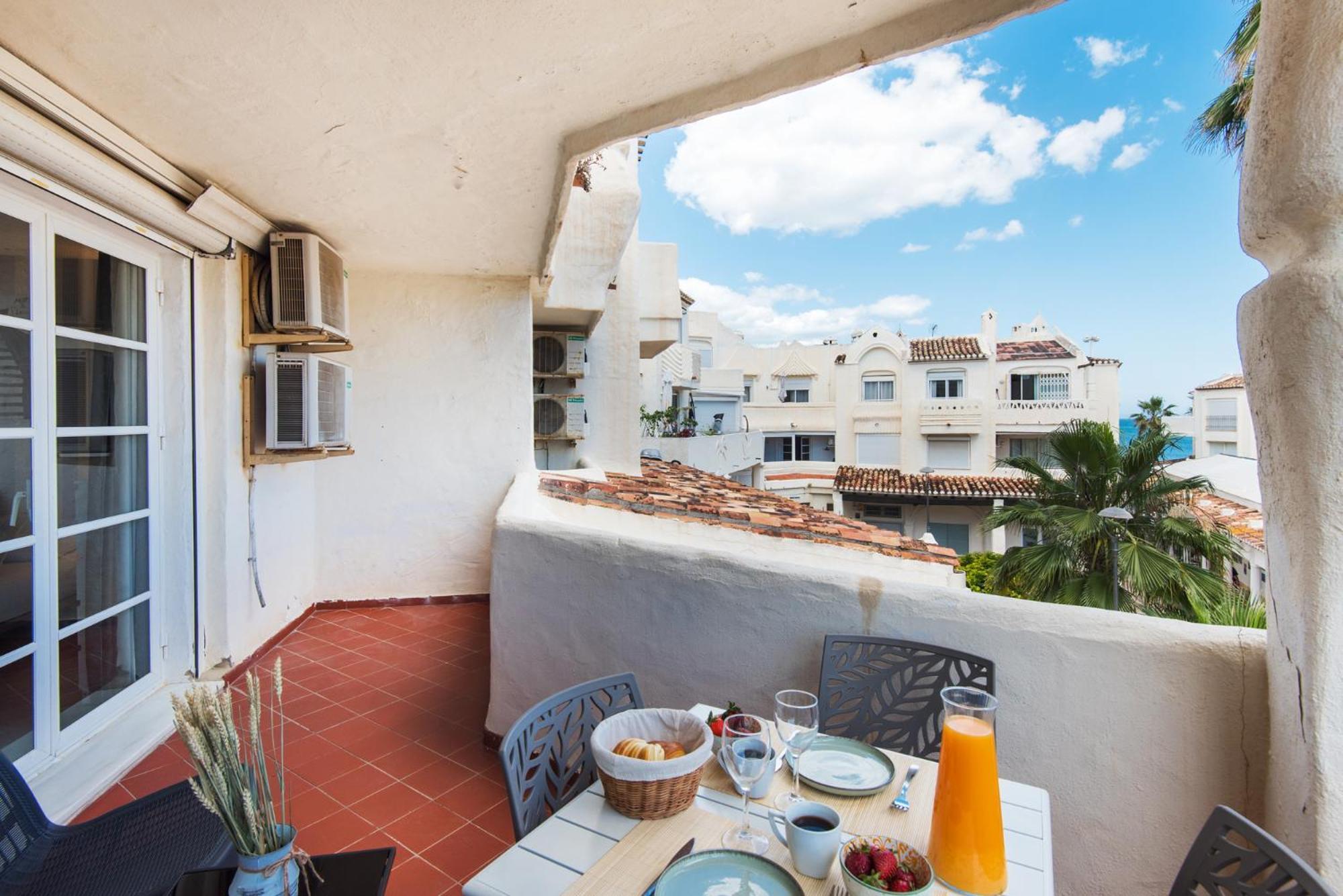 Seaside Villages In Puerto Marina-1St Line Beach Appartement