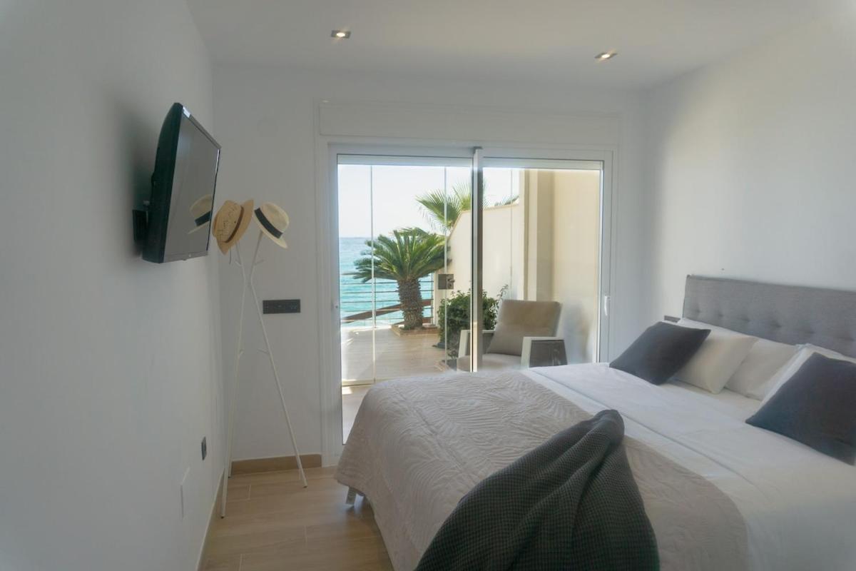 *new* La Pinta 2 - Frontbeach Pool Quality! Apartment