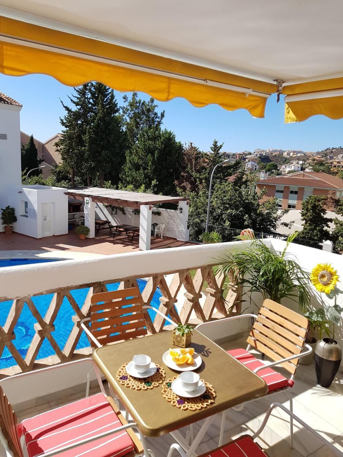 Peaceful 1br Getaway - Walk To And Train *