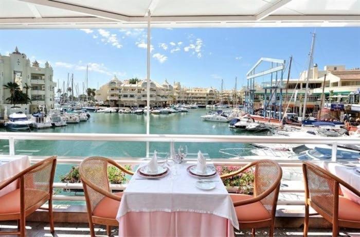 New Waterfront Gem W Rooftop Pool-puerto Marina Apartamento