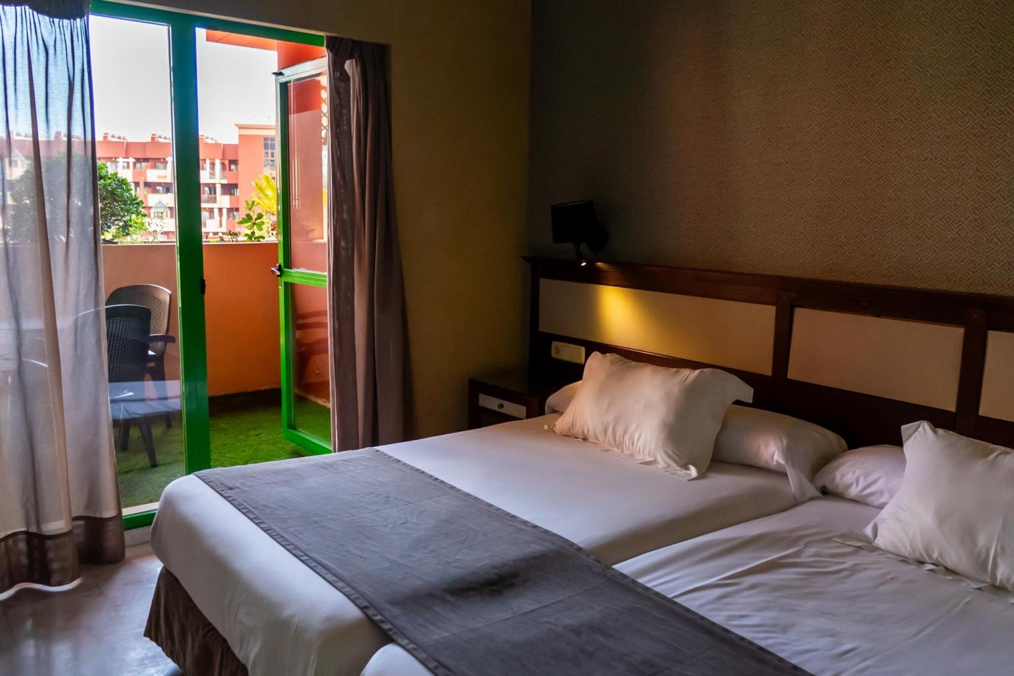 World Riwo Hotel. Hotel