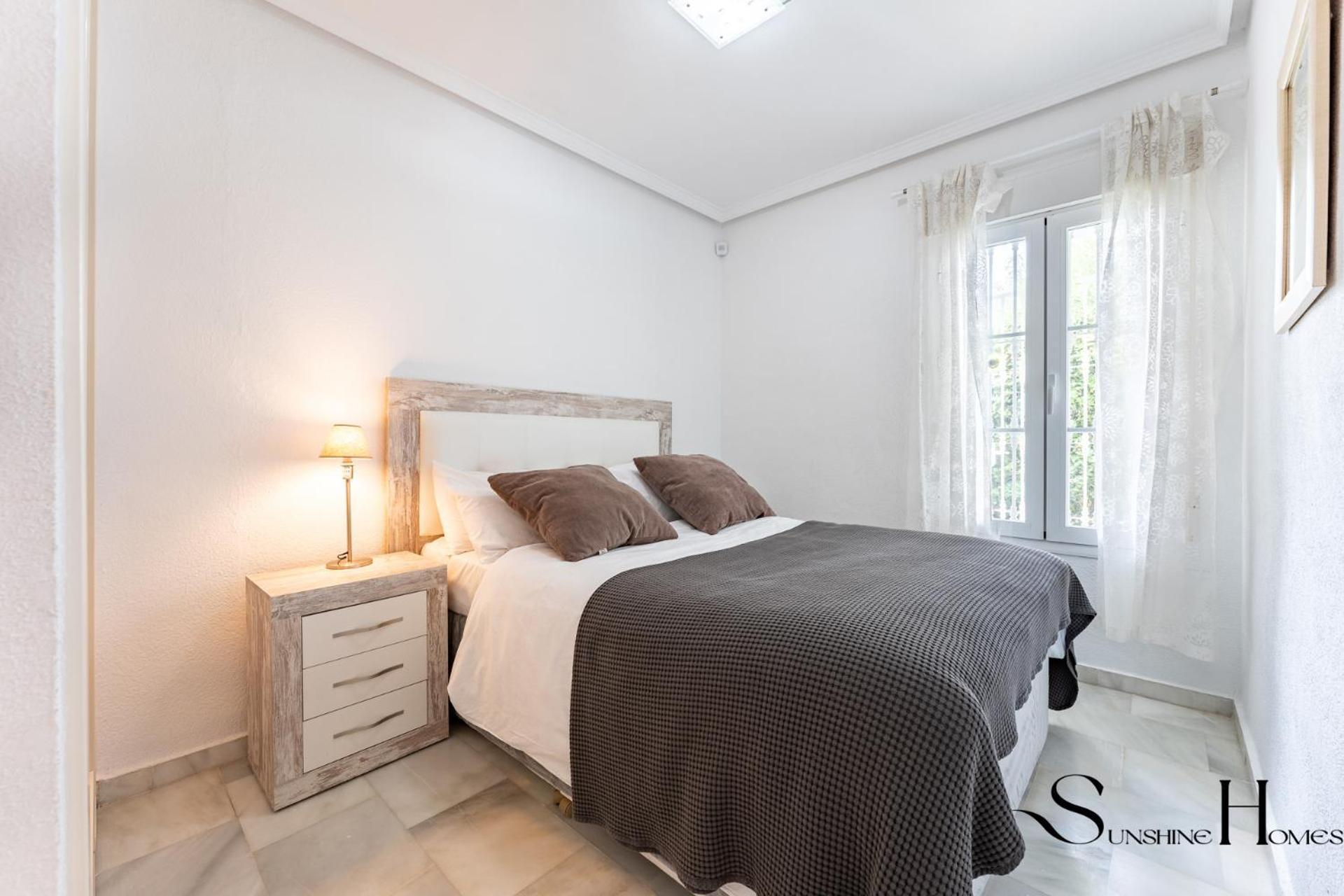 Beautiful Views Family Townhouse Steps From The Vakantiehuis Benalmádena