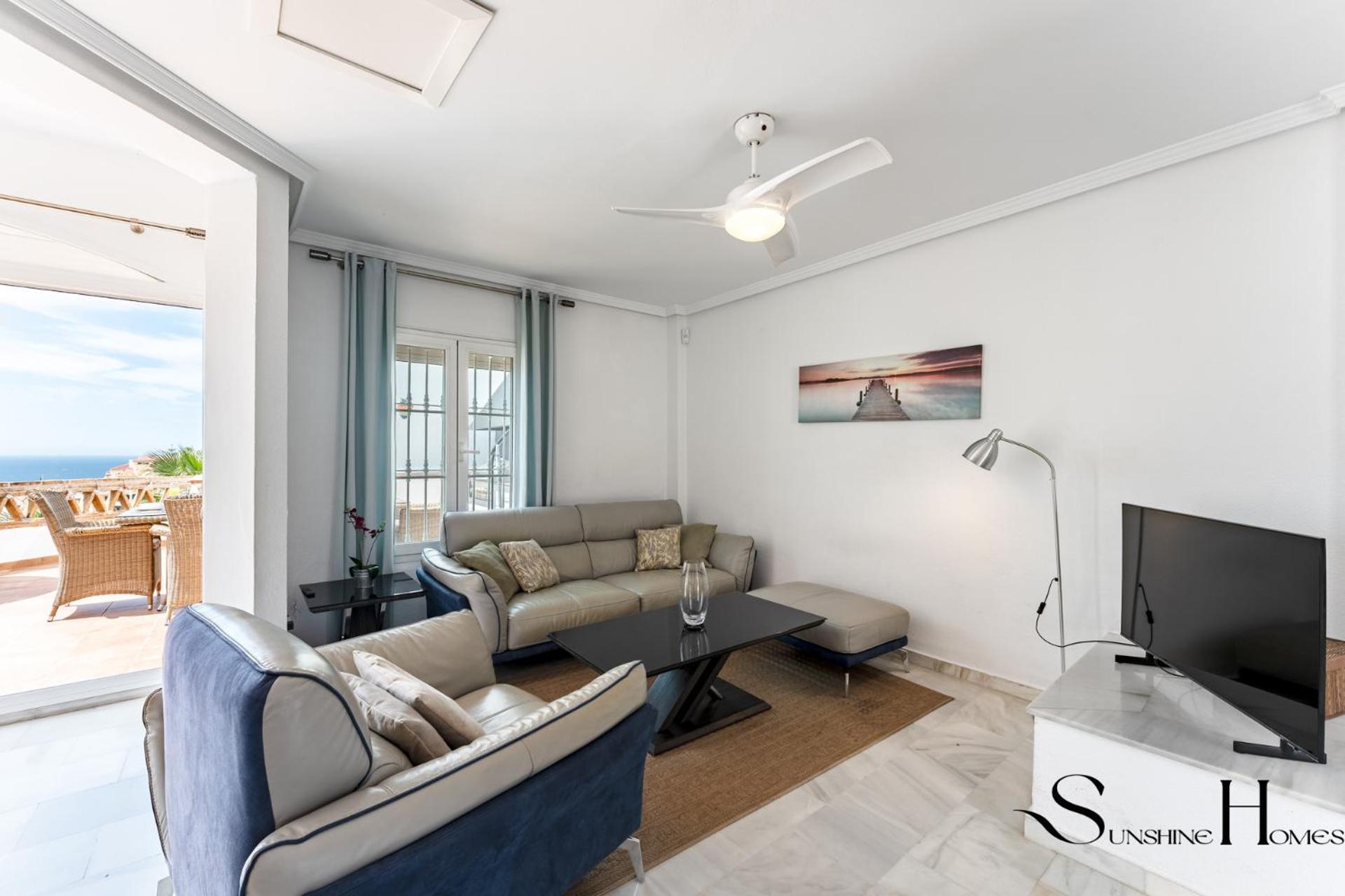 Vakantiehuis Beautiful Views Family Townhouse Steps From The Benalmádena
