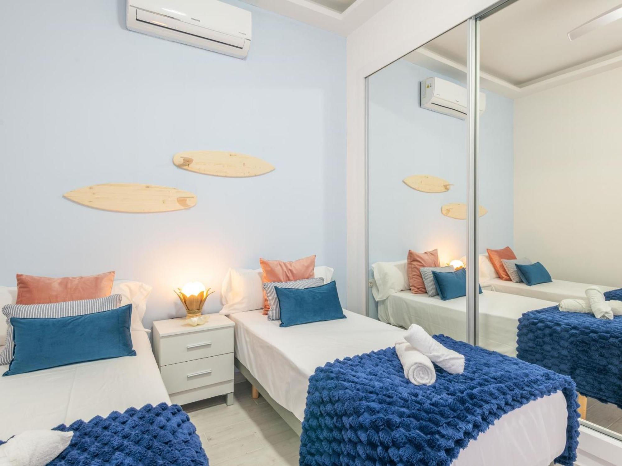 Apartamento Puerto Marina Wifi Terraza 5 Pax Playa Ac Benalmádena