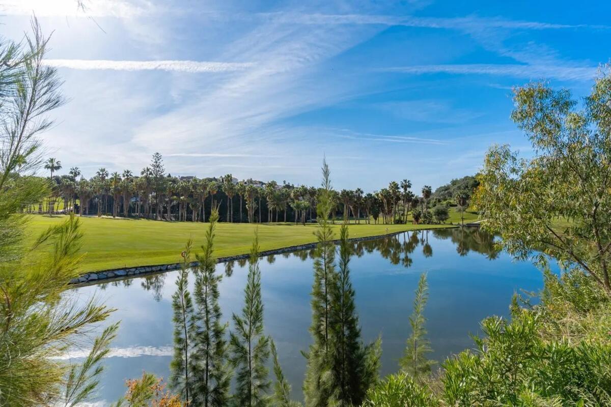 2 Bedroom Golf House - Spectacular Views *