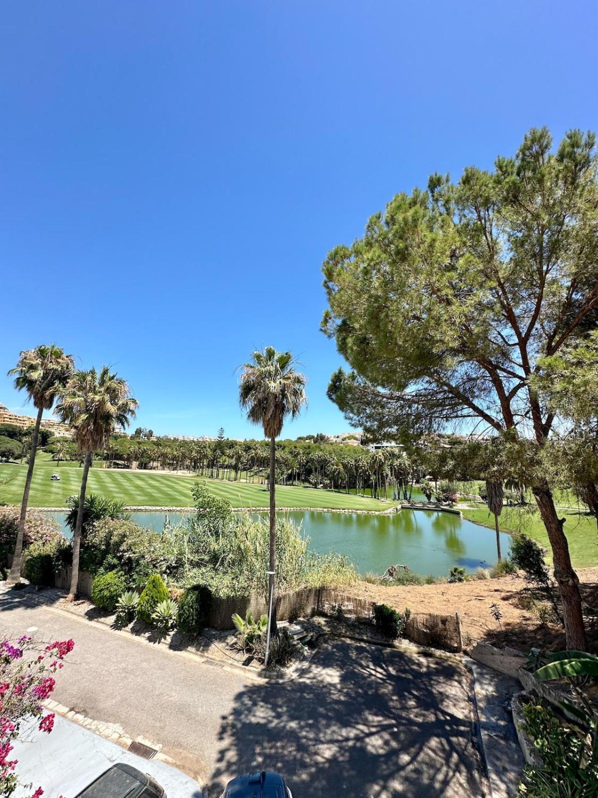 Apartment 2 Bedroom Golf House - Spectacular Views *