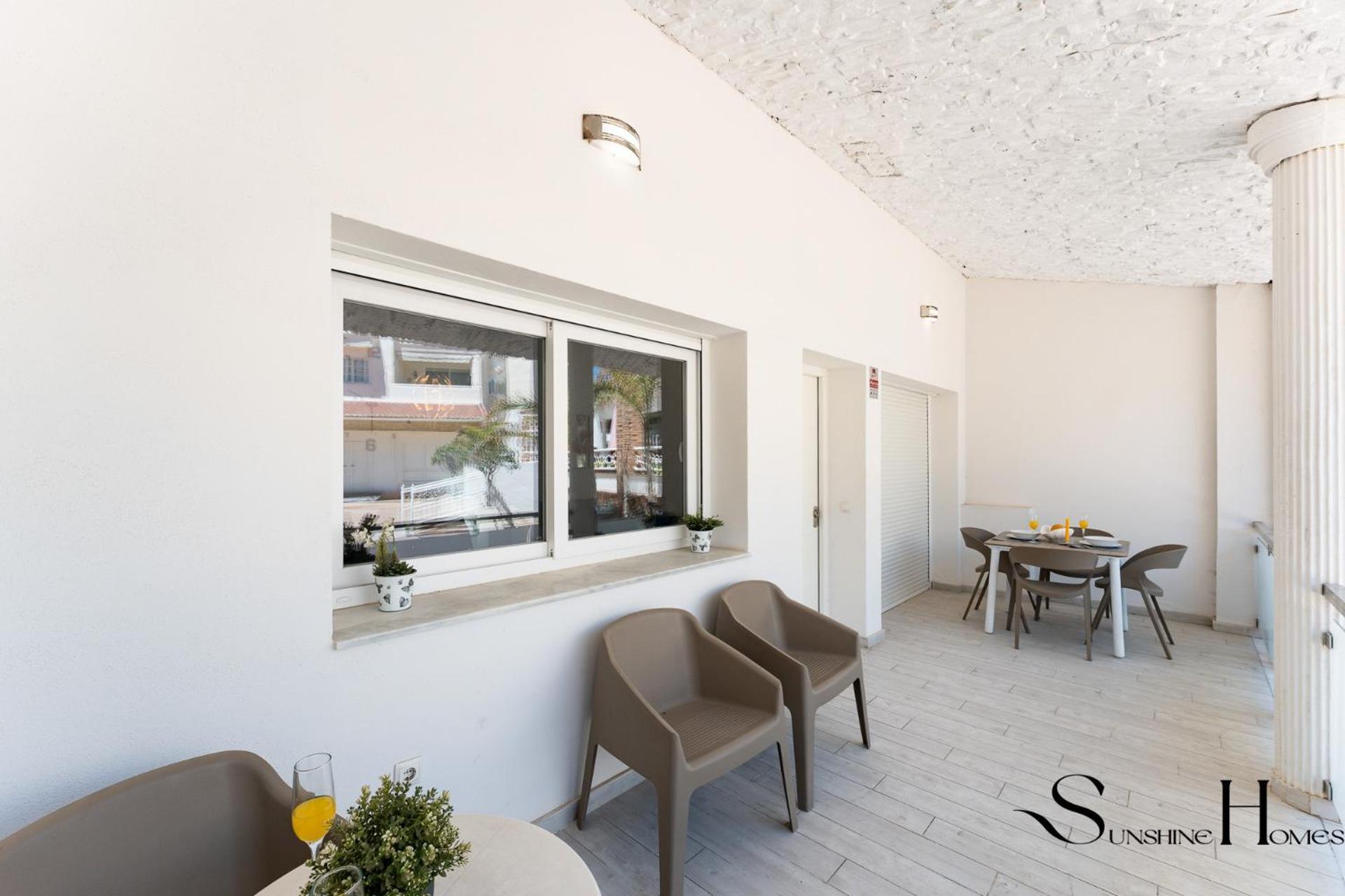 Location, 50m From The And Resaurants Apartment *