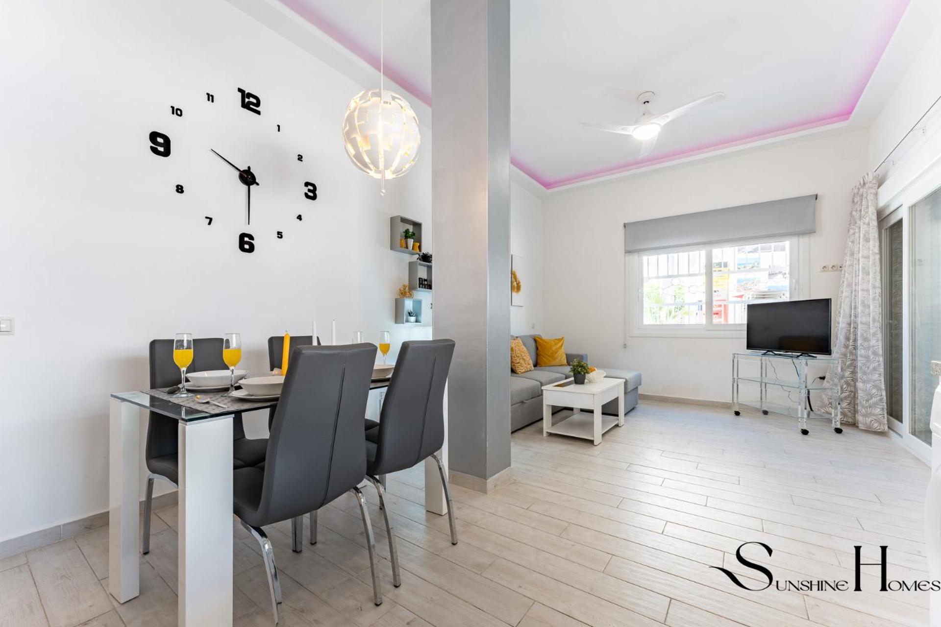 Apartment Location, 50m From The And Resaurants Benalmadena